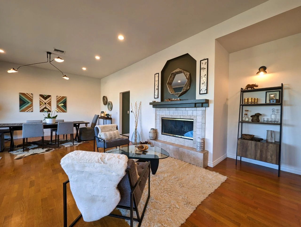 Silver Lake - Spacious Modern View Home