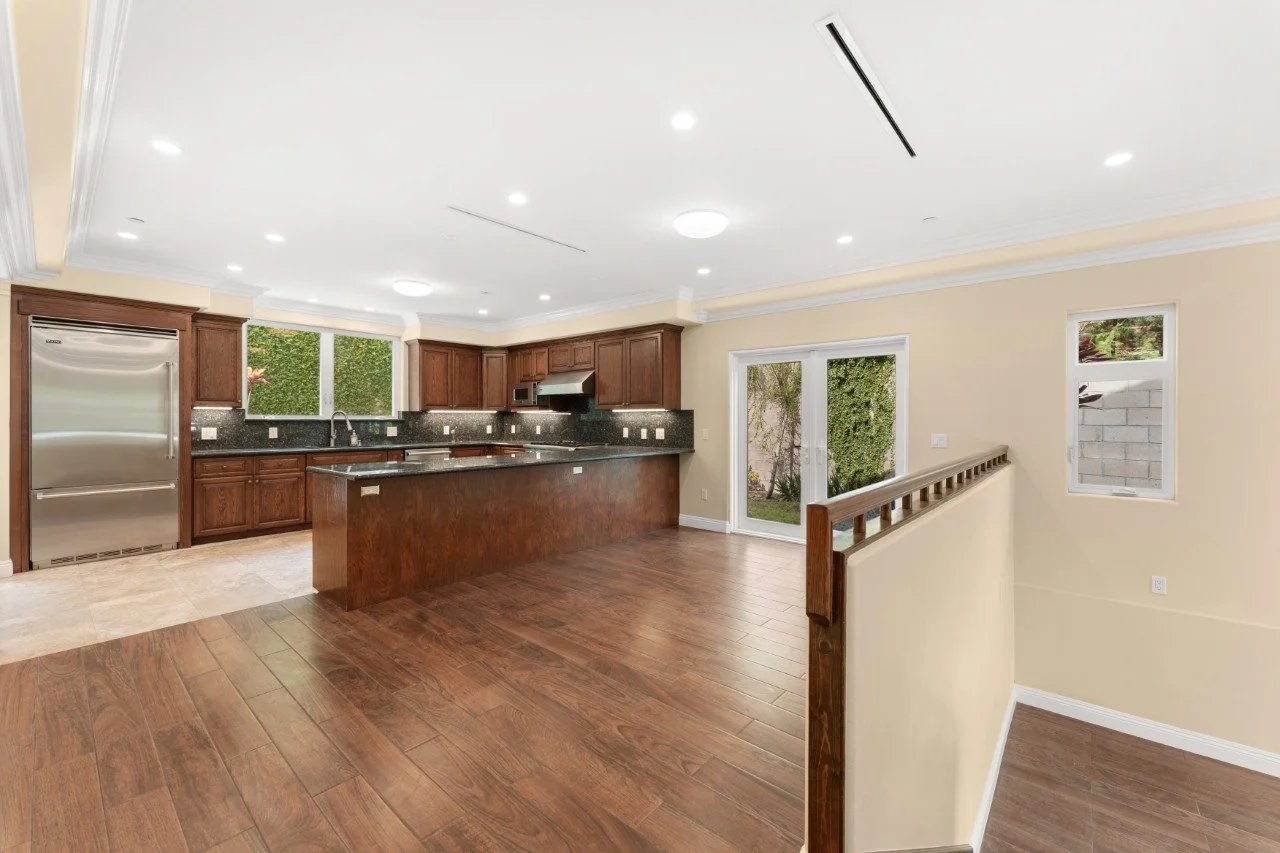 7-K-DSC02510 (Custom).jpg