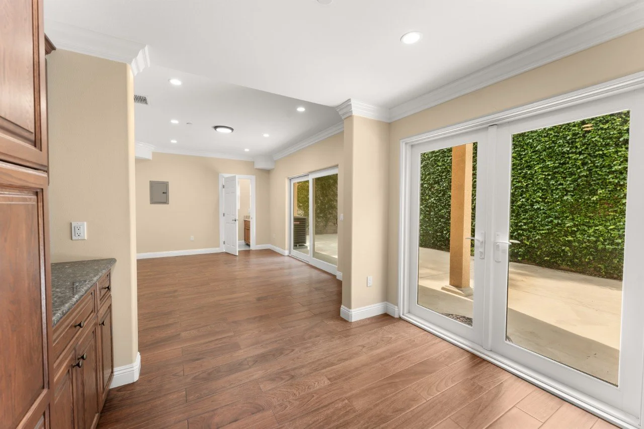 12-FR-DSC02575 (Custom).jpg