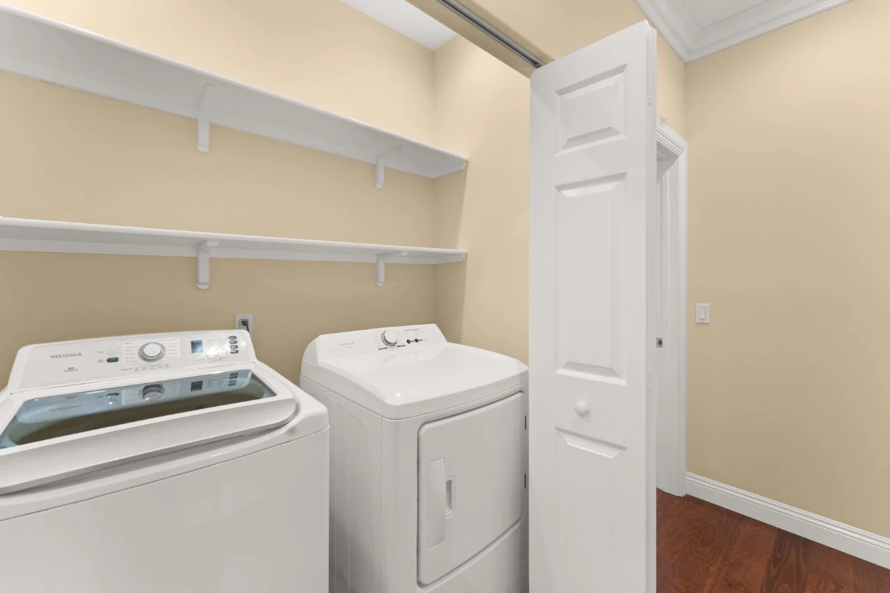 28-Laundry-DSC02810 (Custom).jpg