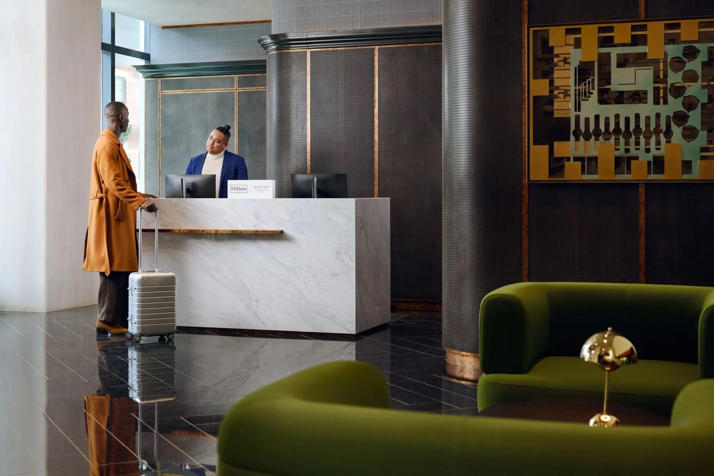 Hilton_Tapestry_TheGeorge_Scene_1C_028.jpg