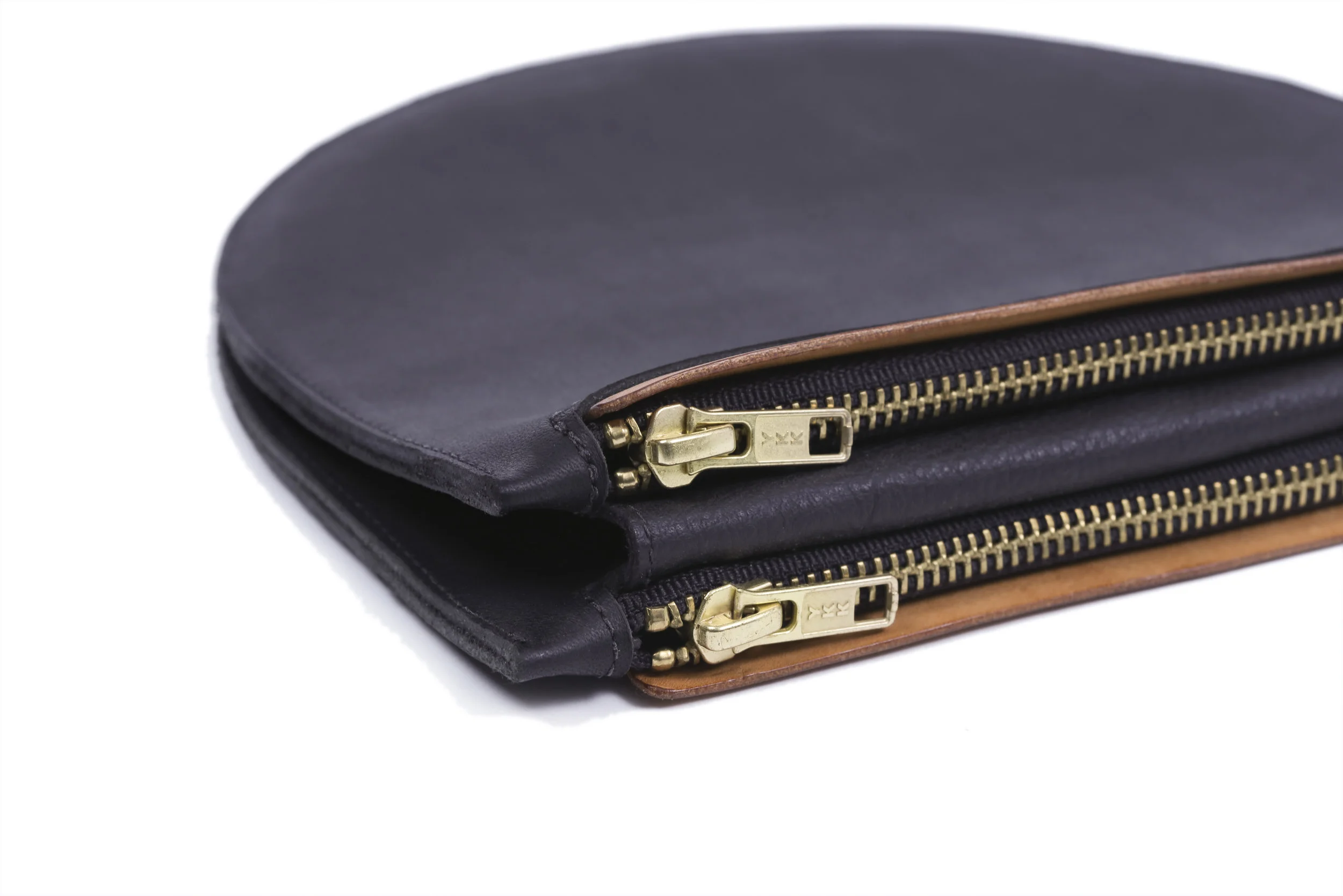 bi fold pouch_5.jpg