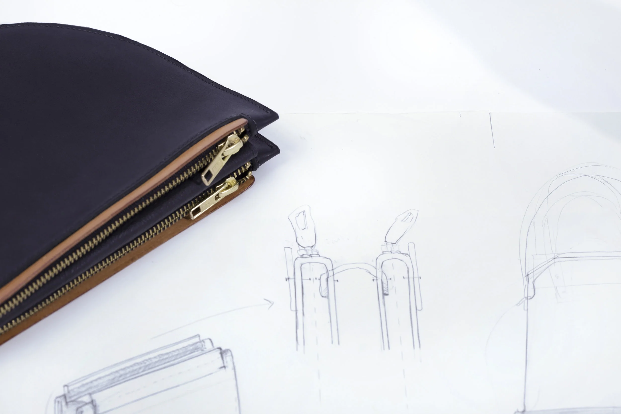 bi fold pouch_6.jpg
