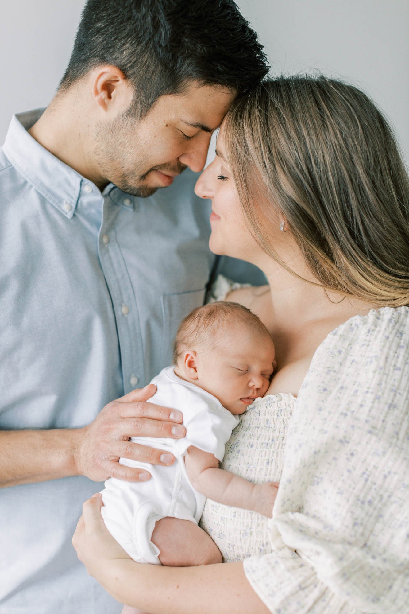 beautiful-family-with-newborn.jpg