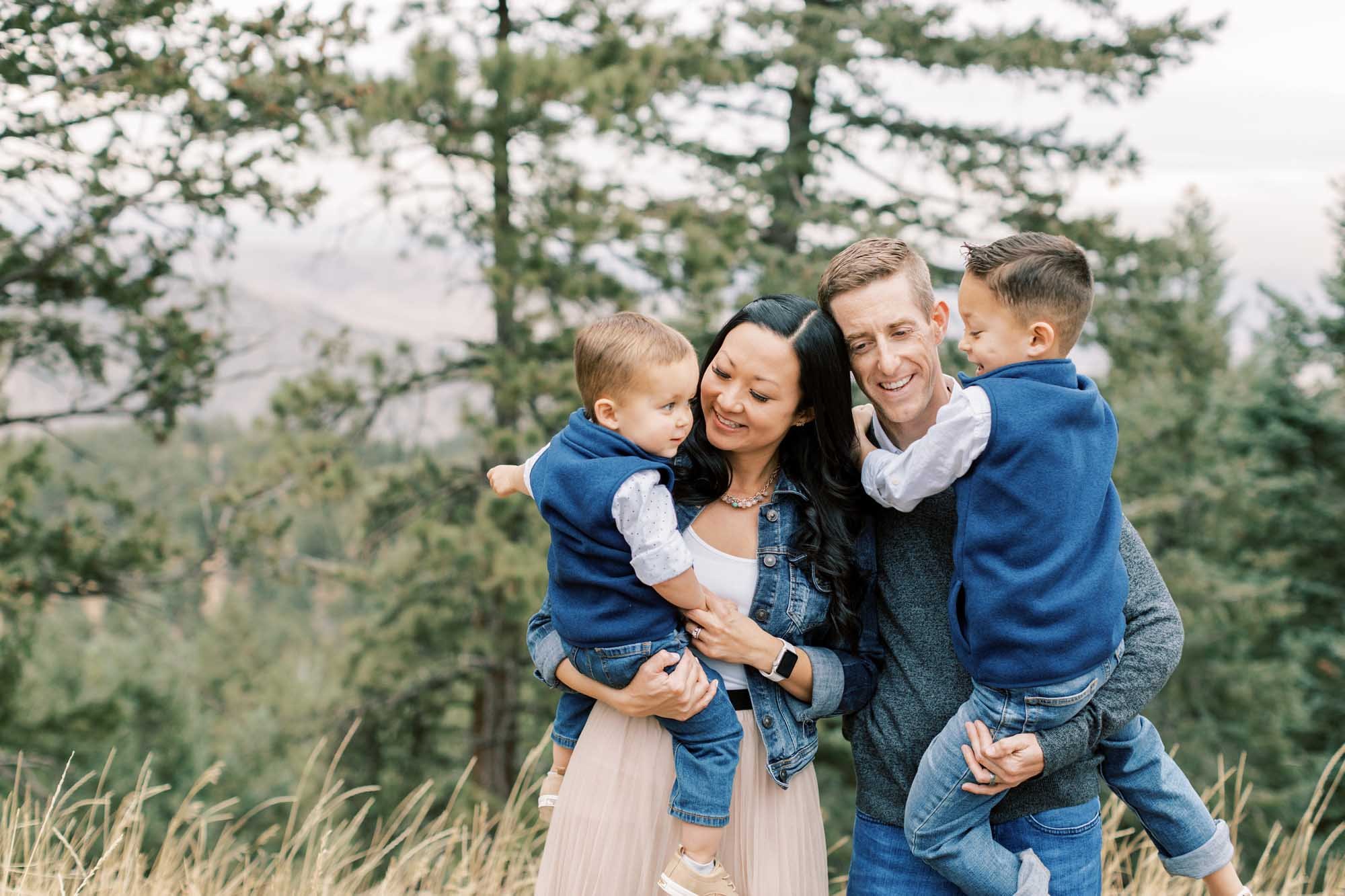 family-portraits-in-pine-trees.jpg