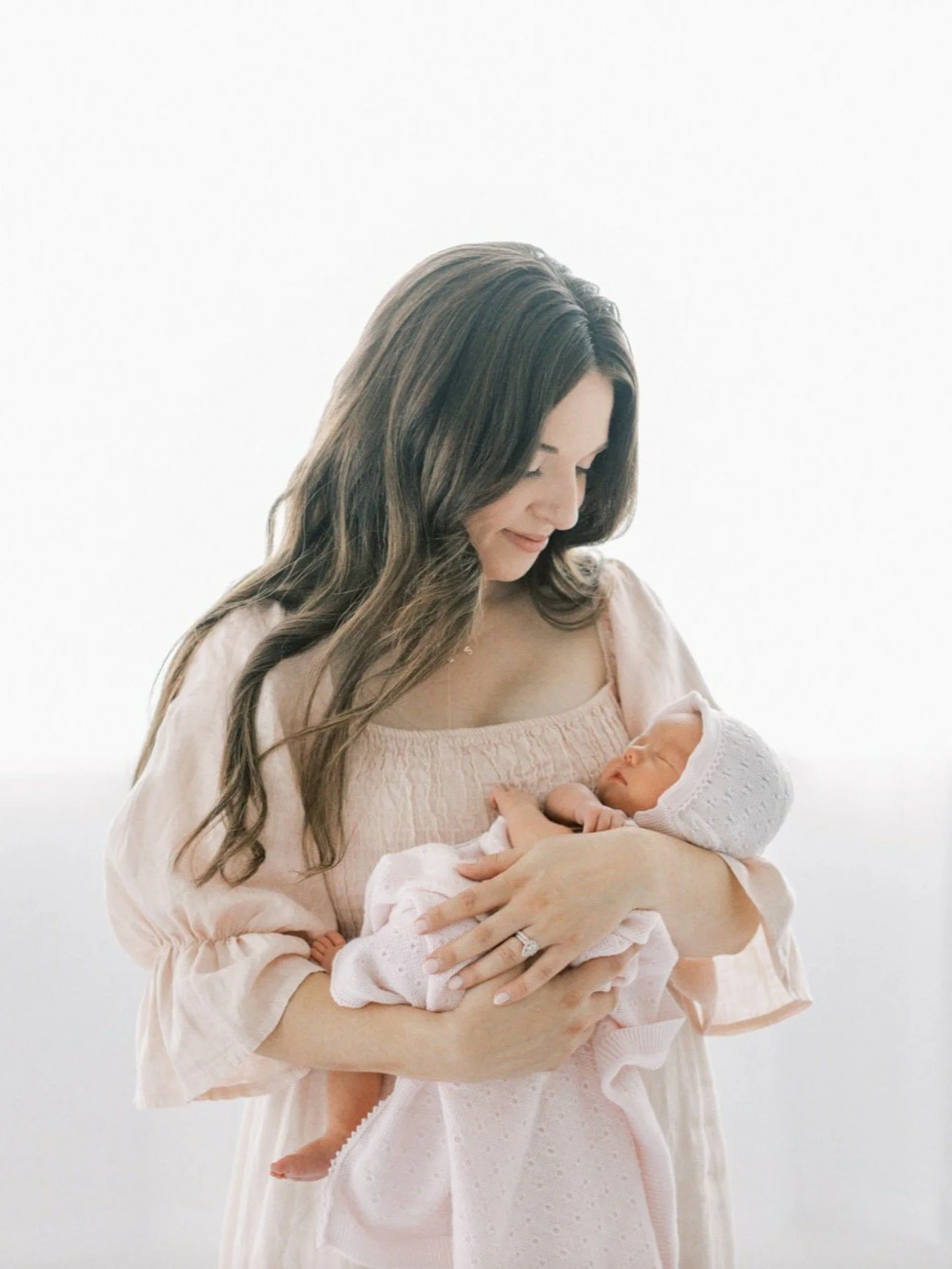 The most beautiful newborn session in my studio... 🤍