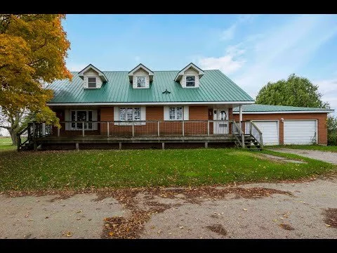 100 Tiny Flos Townline, Tiny Ontario