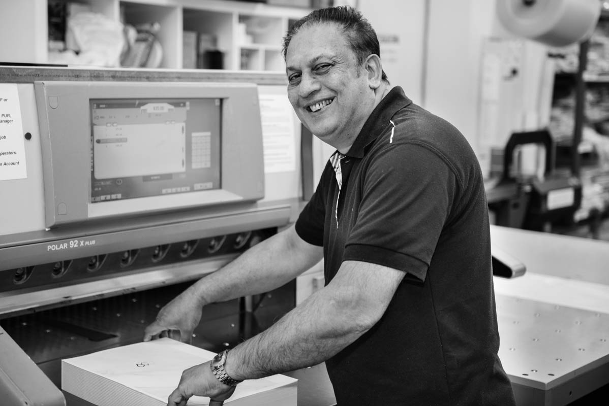 Joe D’Souza Guillotine Operator P 02 9212 1313
