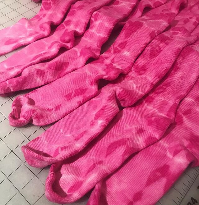 Bacon or new @bigfunthing bamboo socks??? Haha. New colorway- what should we call it? &ldquo;Don&rsquo;t go bacon my heart&rdquo;? 😂😂💖💖😘😘