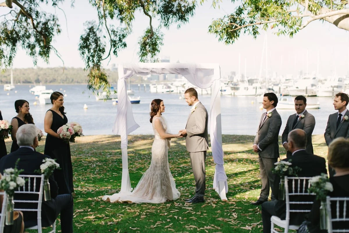 22-riverside-wedding-matilda-bay.jpg