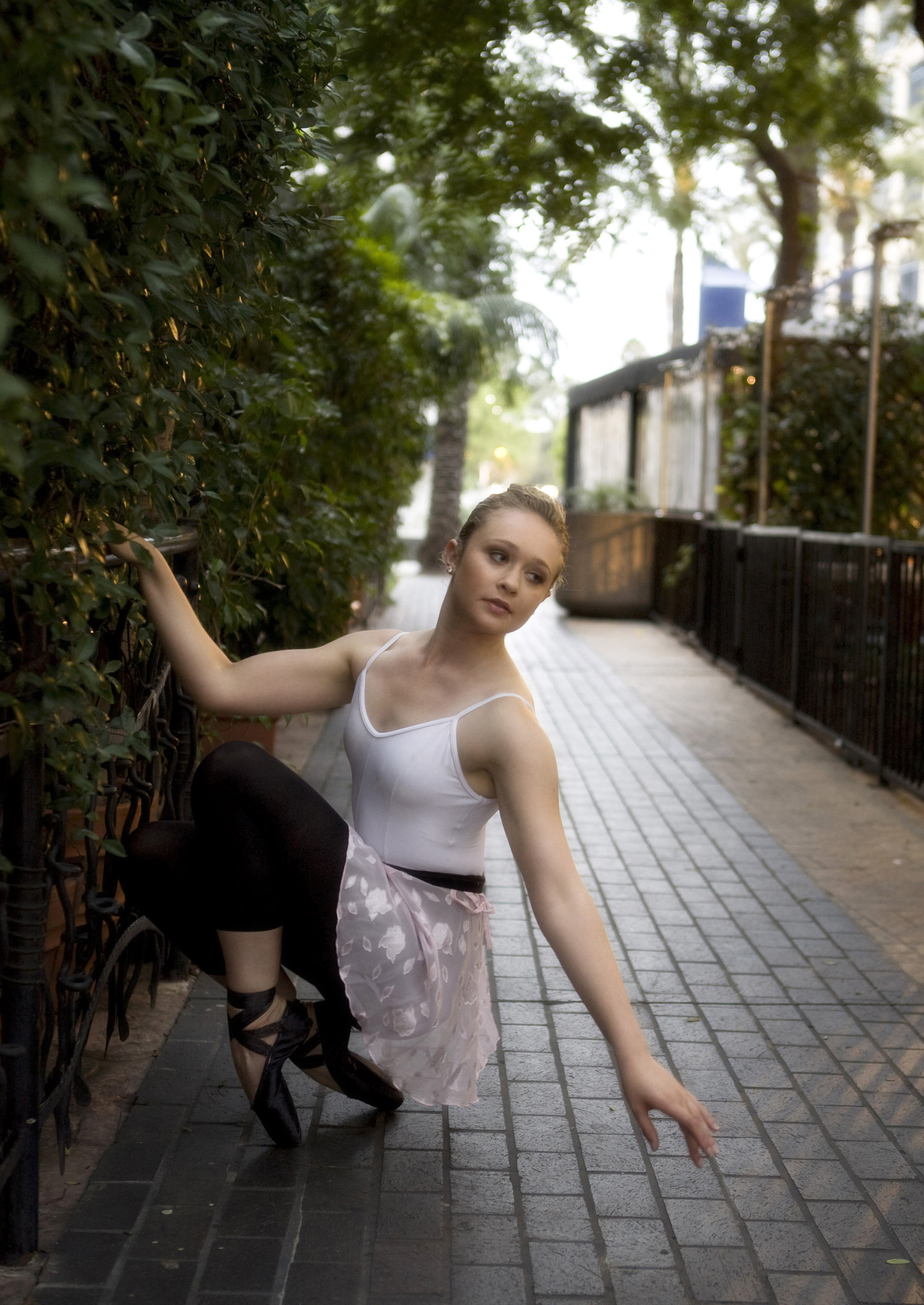 Devon Ballet-22-Cropped_ver2.jpg