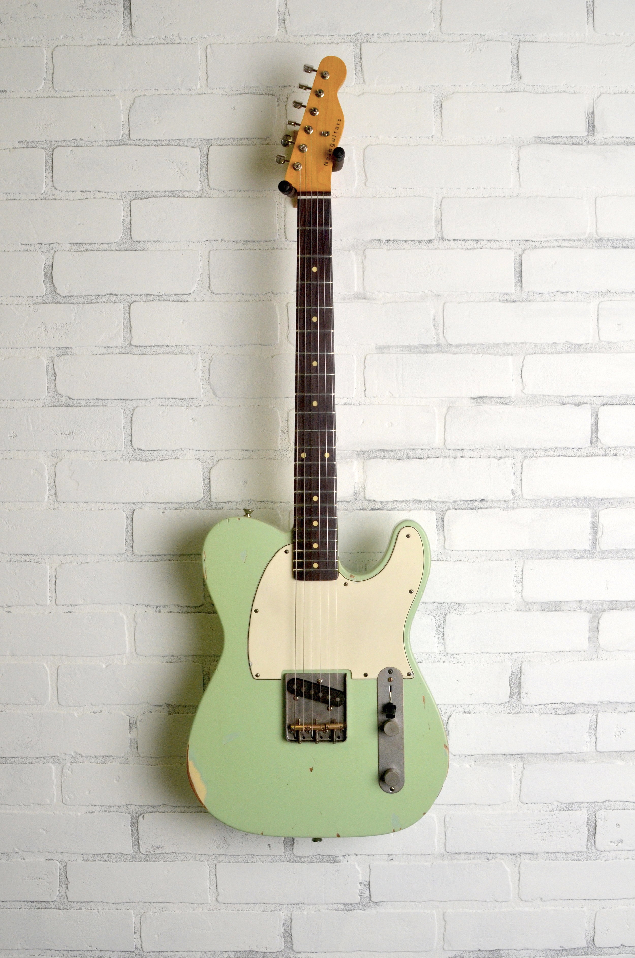  Surf Green  3-ply White Guard  Light Aging 