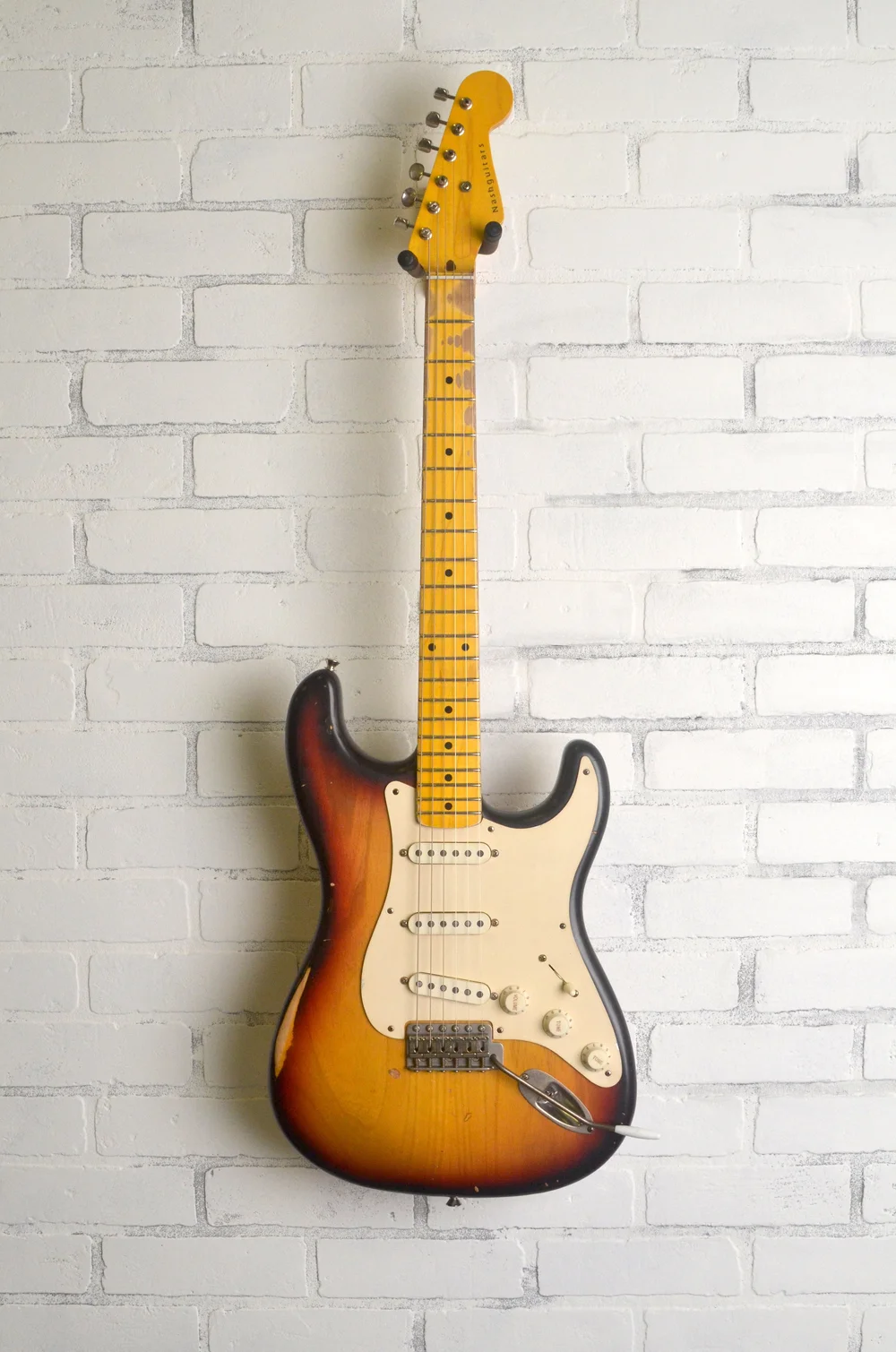 マカフェリギター　Nash NH60 Nashguitars
