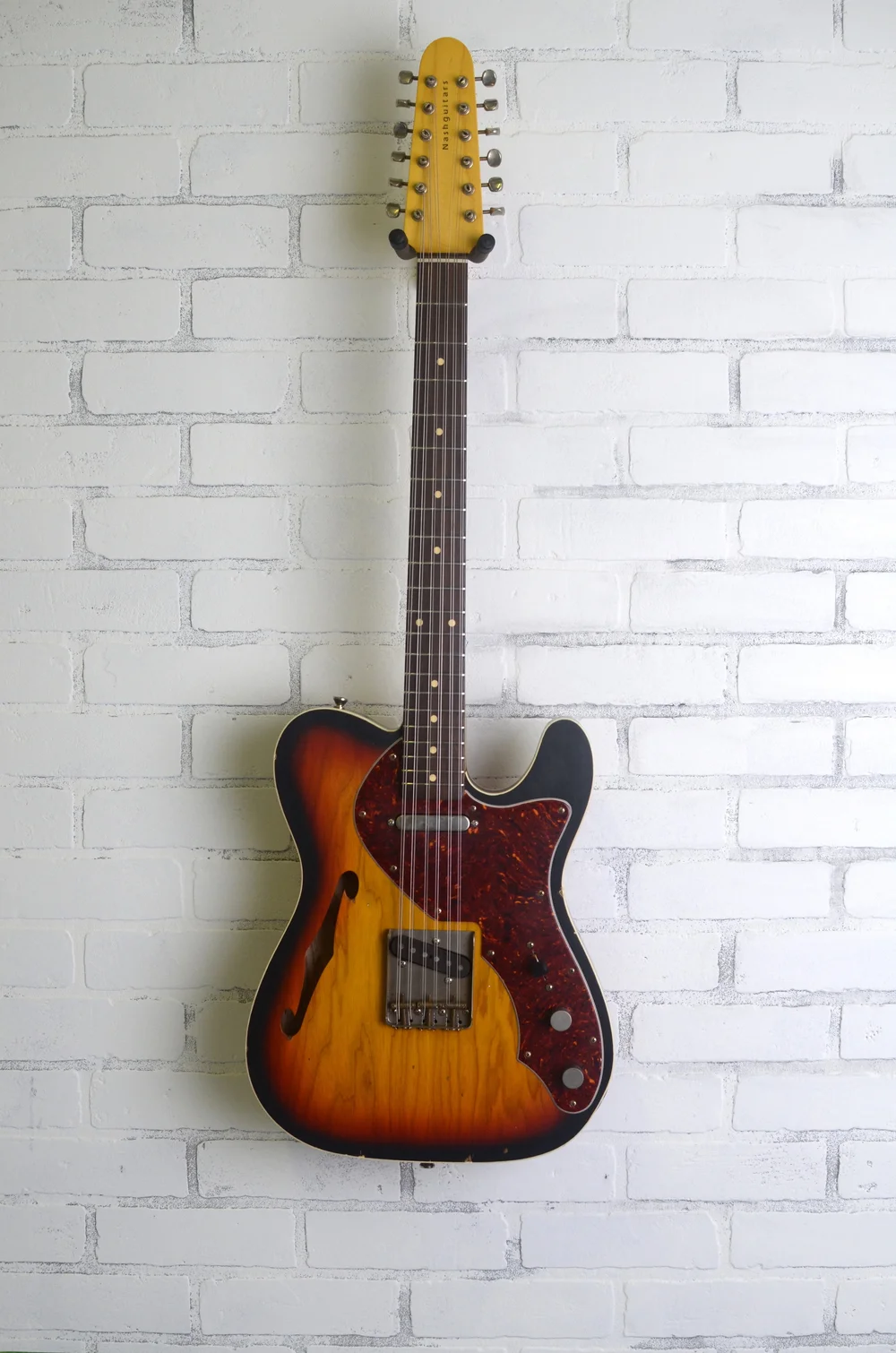 ギター Nash Guitars NF-3 Non-Traditional — Nashguitars