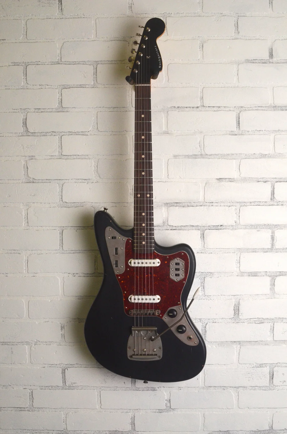 JG63 — Nashguitars