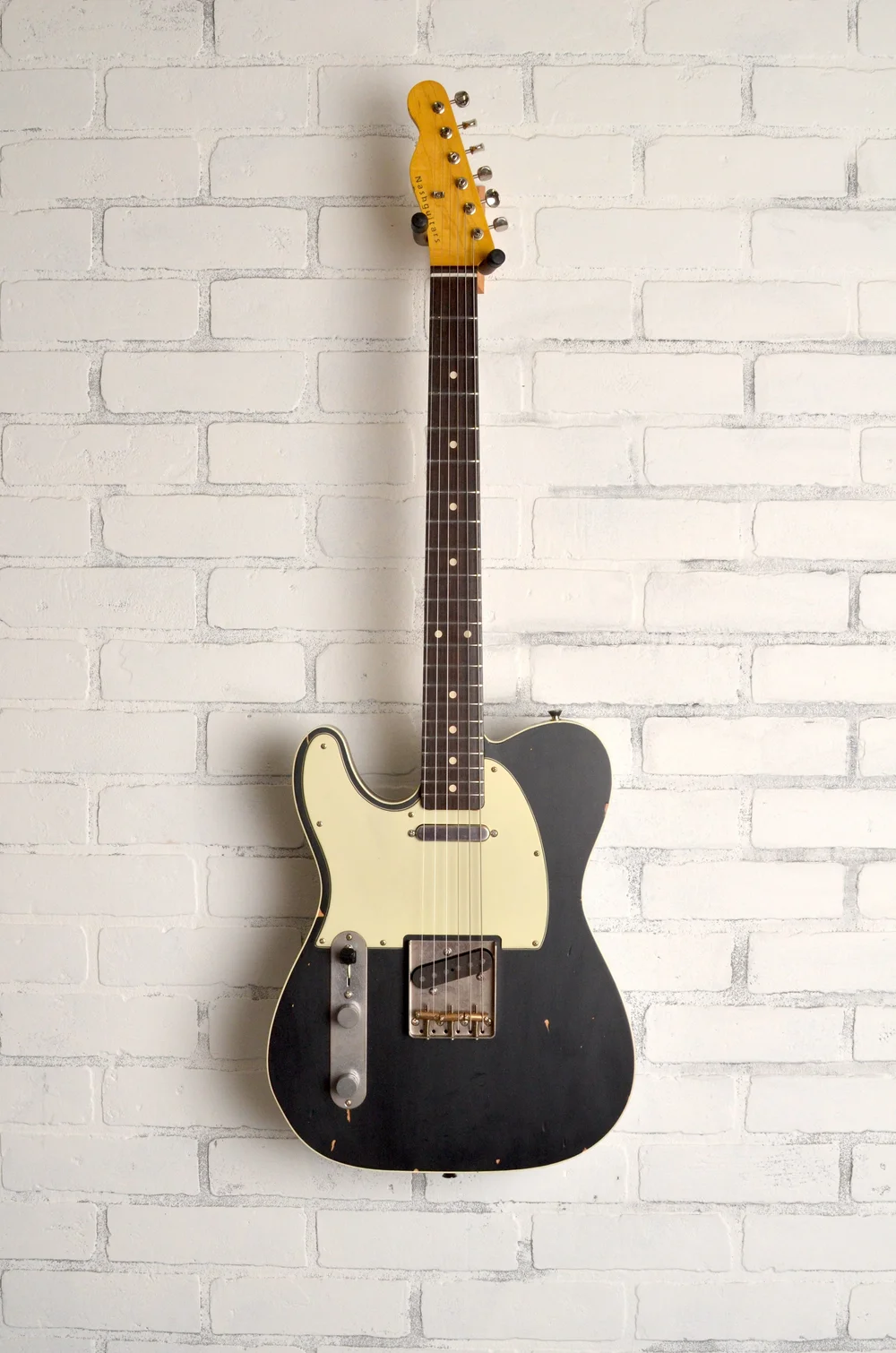Available 2025 — Nashguitars