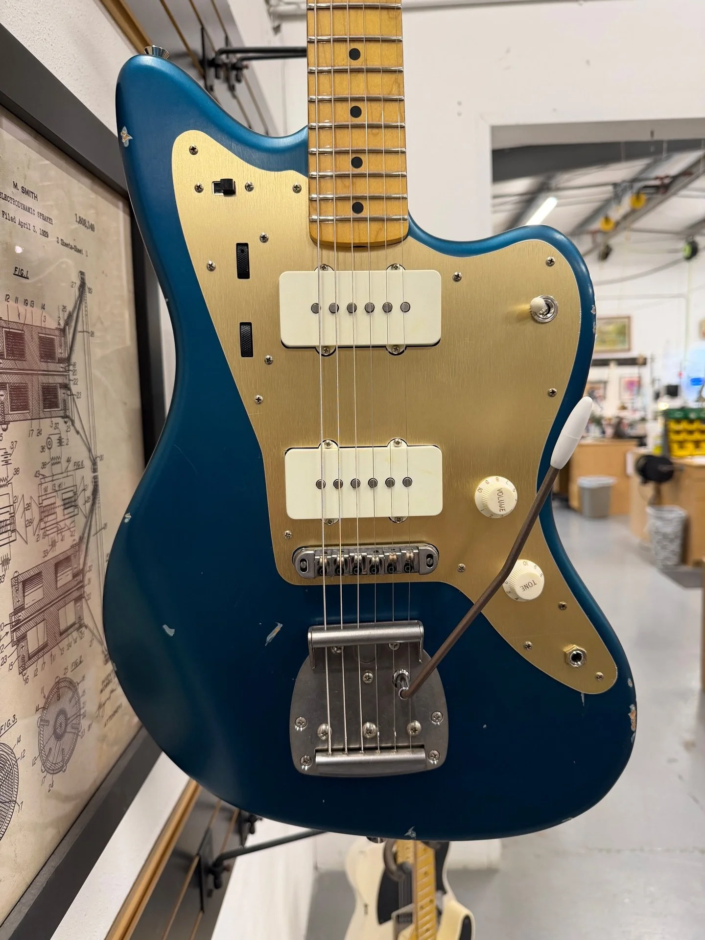 All the guitars we recently sent to @guitarhaus.ca in Ontario, Canada 🙌🎸

#nashguitars #guitarsofinstagram #guitarhaus #customguitar