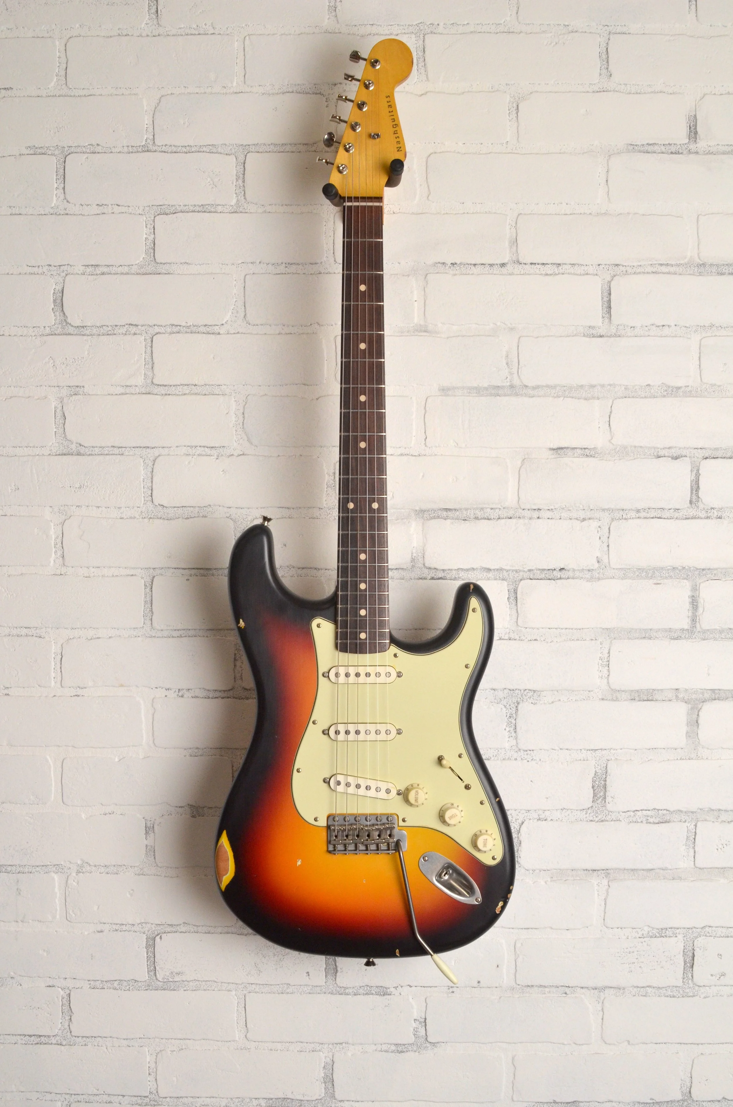 NG-6569 S63 3 Tone