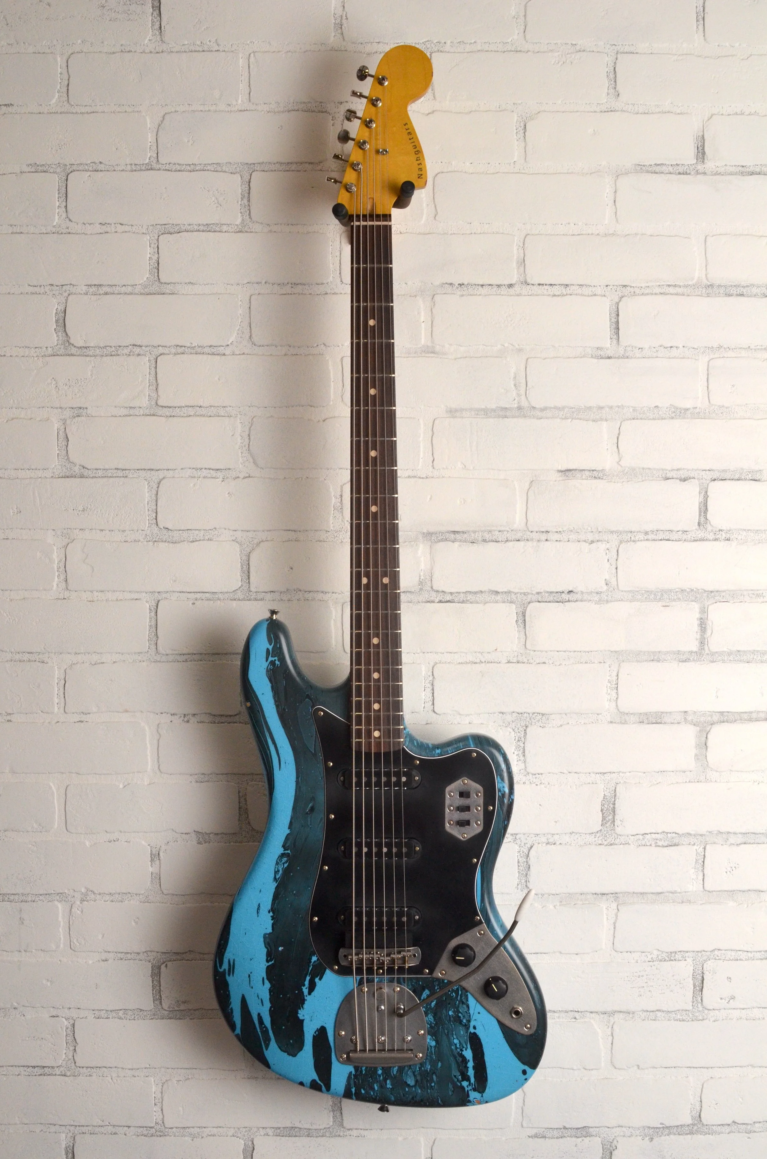 NG-6602 Bass Six Swirl