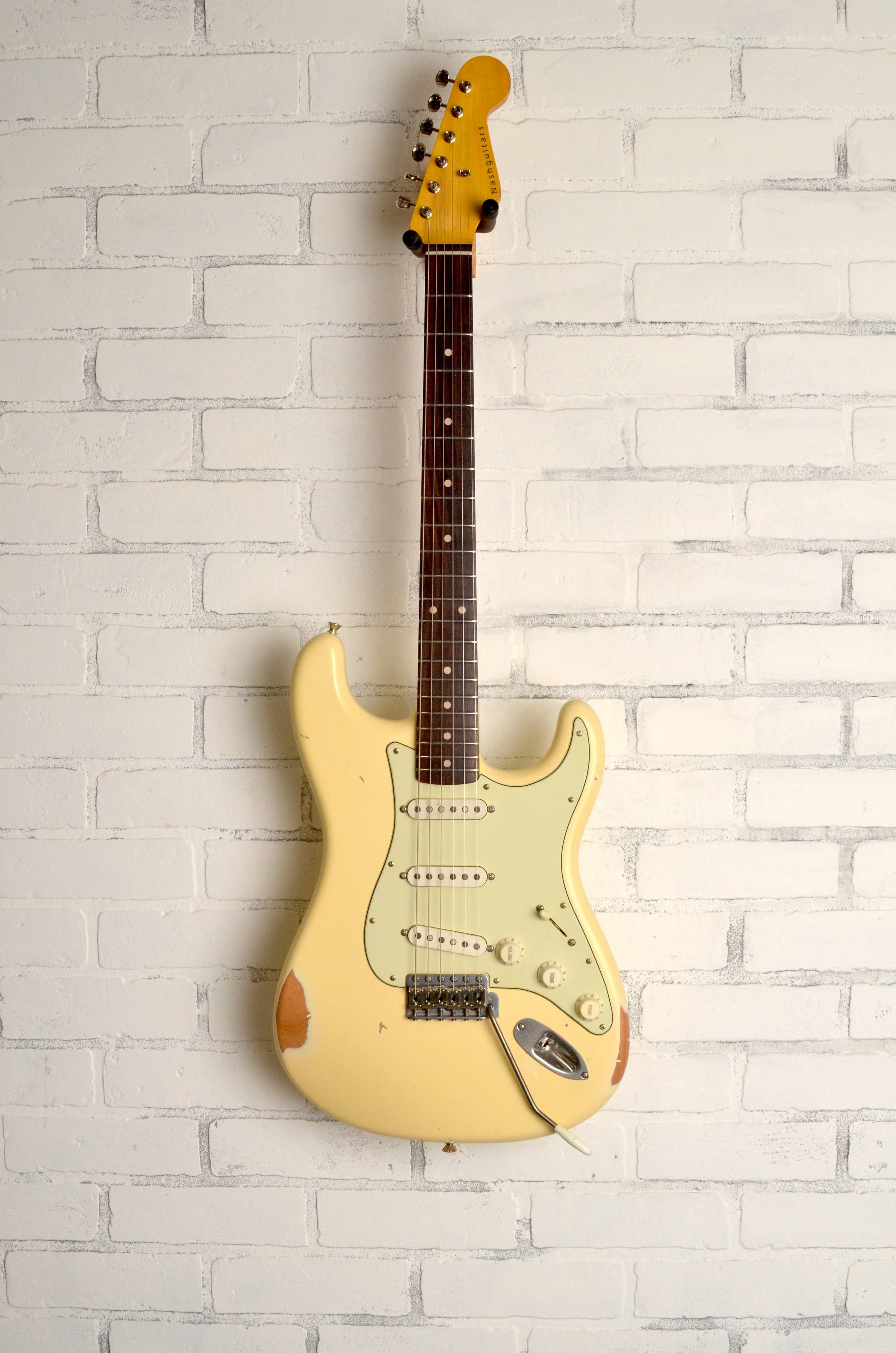 NG-6614 S63 Vintage White