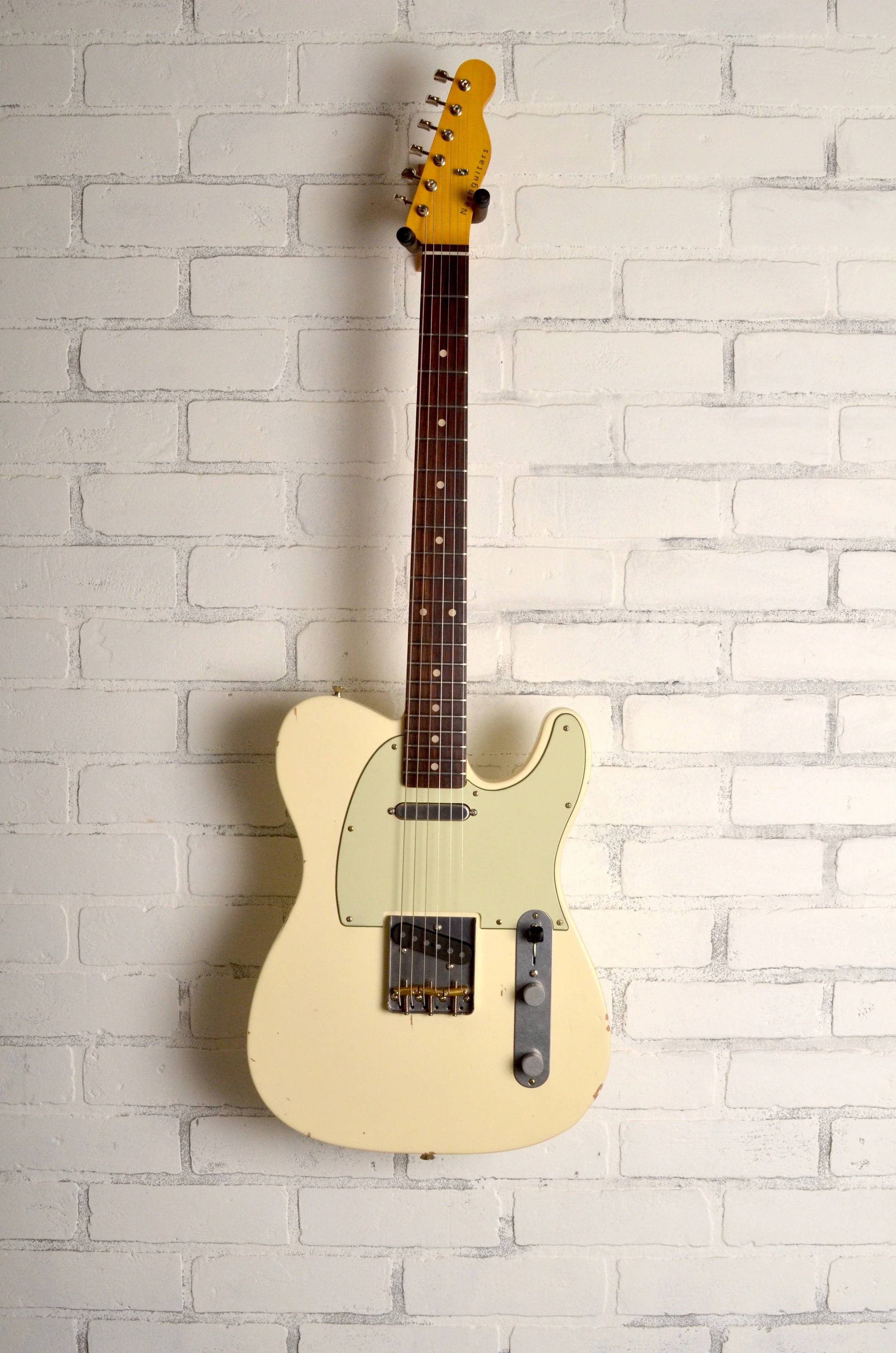 NG-6667 T63 Oly White