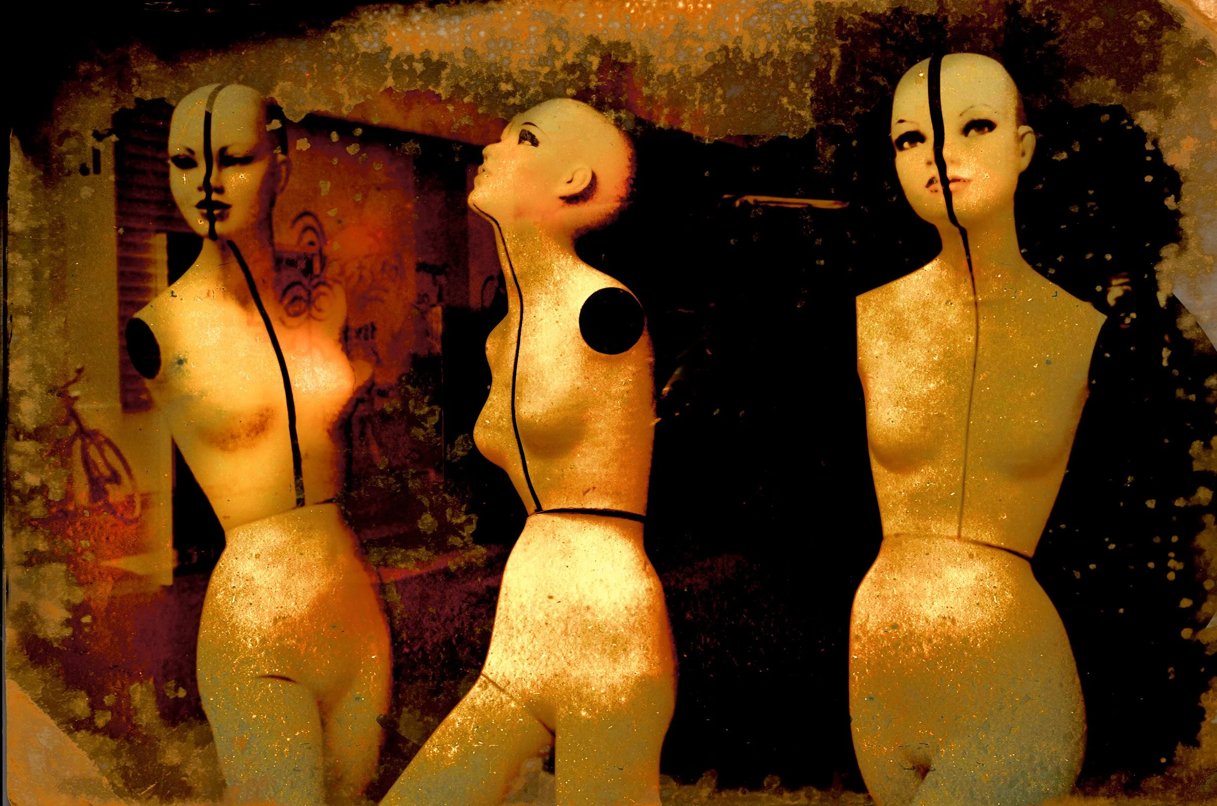 Mannequin Trio