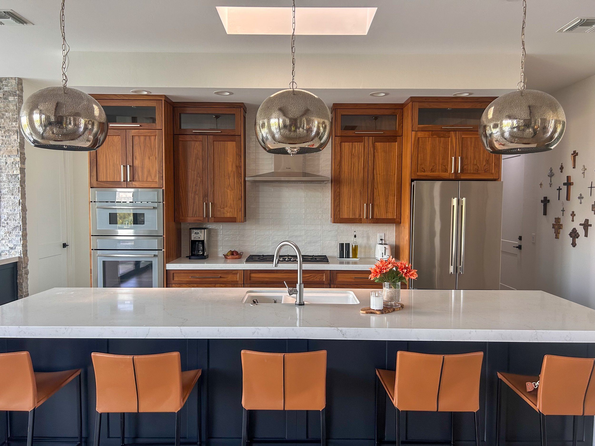 lmidxdr_kitchen_straight on.JPG