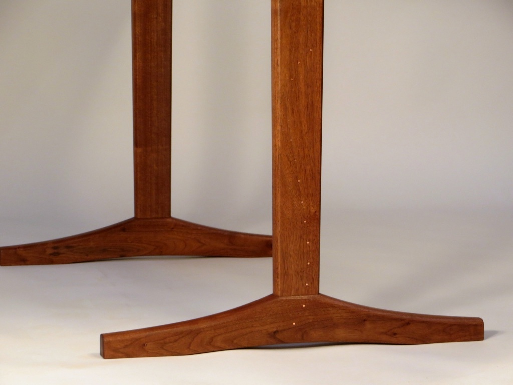 Leg detail
