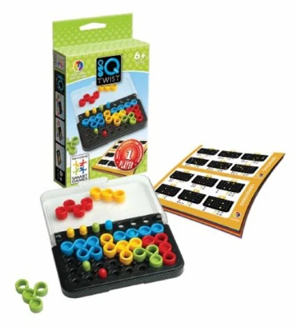 IQ Twist : Starting with simple puzzles and advancing to complex challenges, this game will sharpen your mind and visual skills.