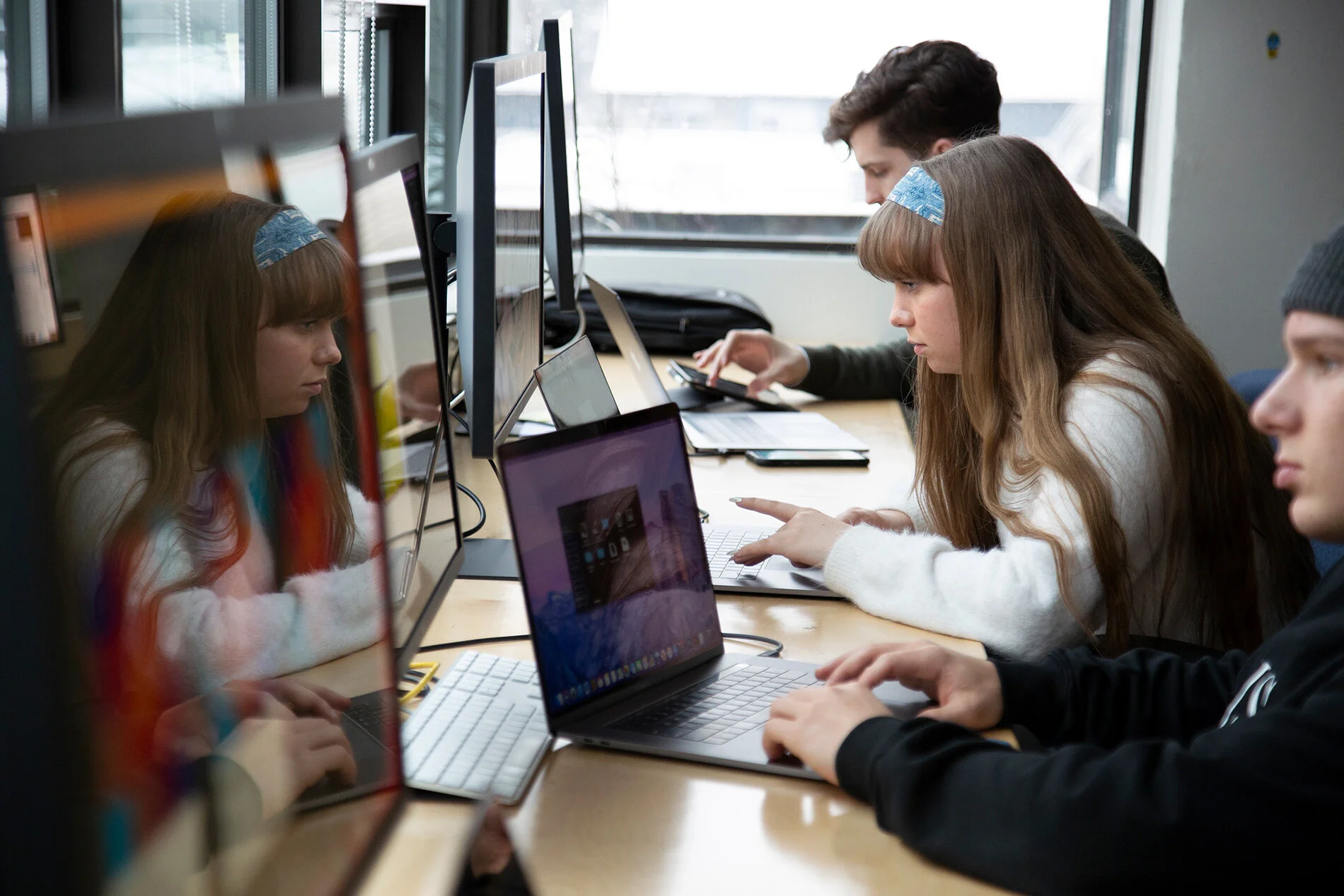 idea-school-of-design-bachelor-visual-communication-students-capilano-university2.jpg