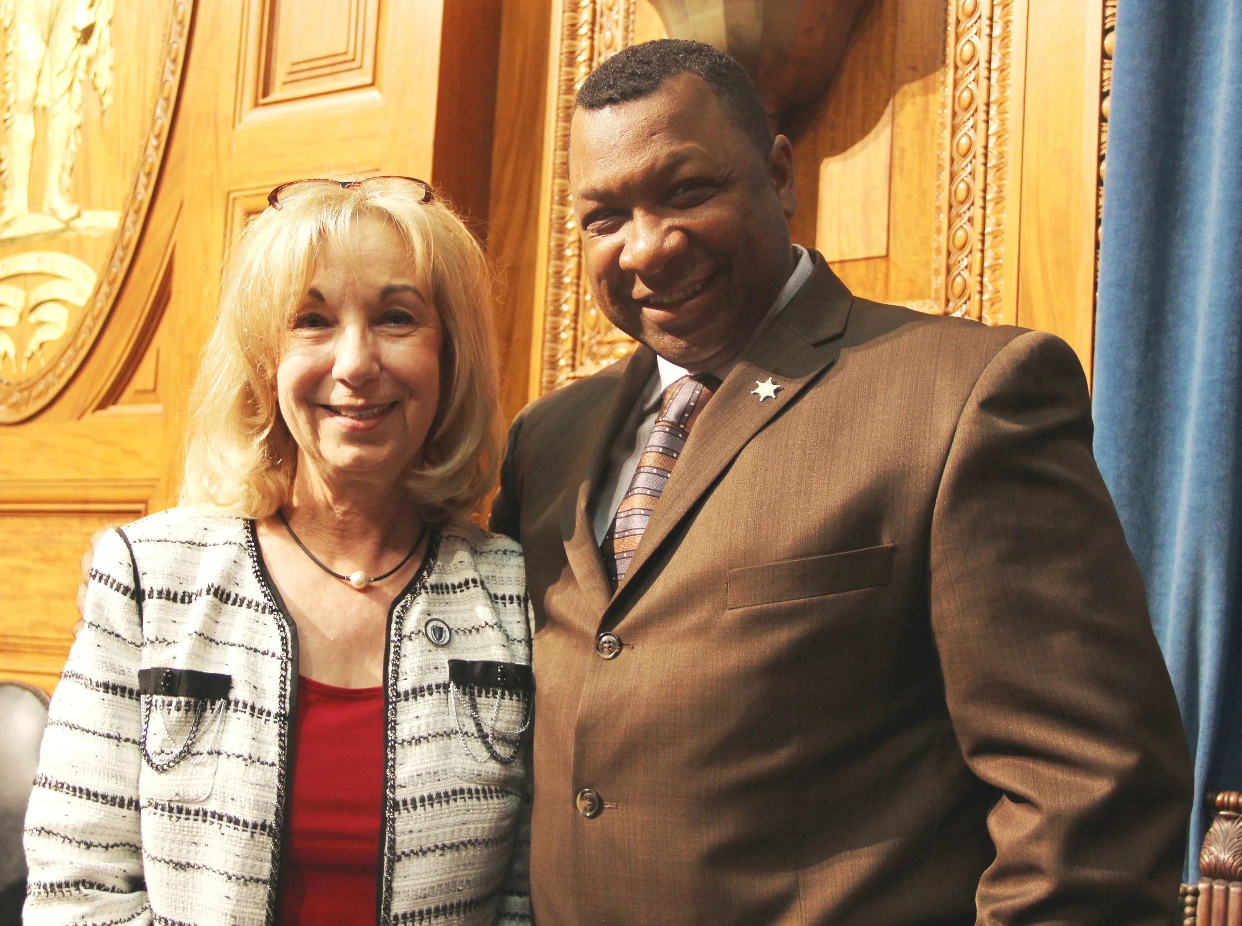 STATE REPRESENTATIVE ROSELEE VINCENT ENDORSES SHERIFF TOMPKINS