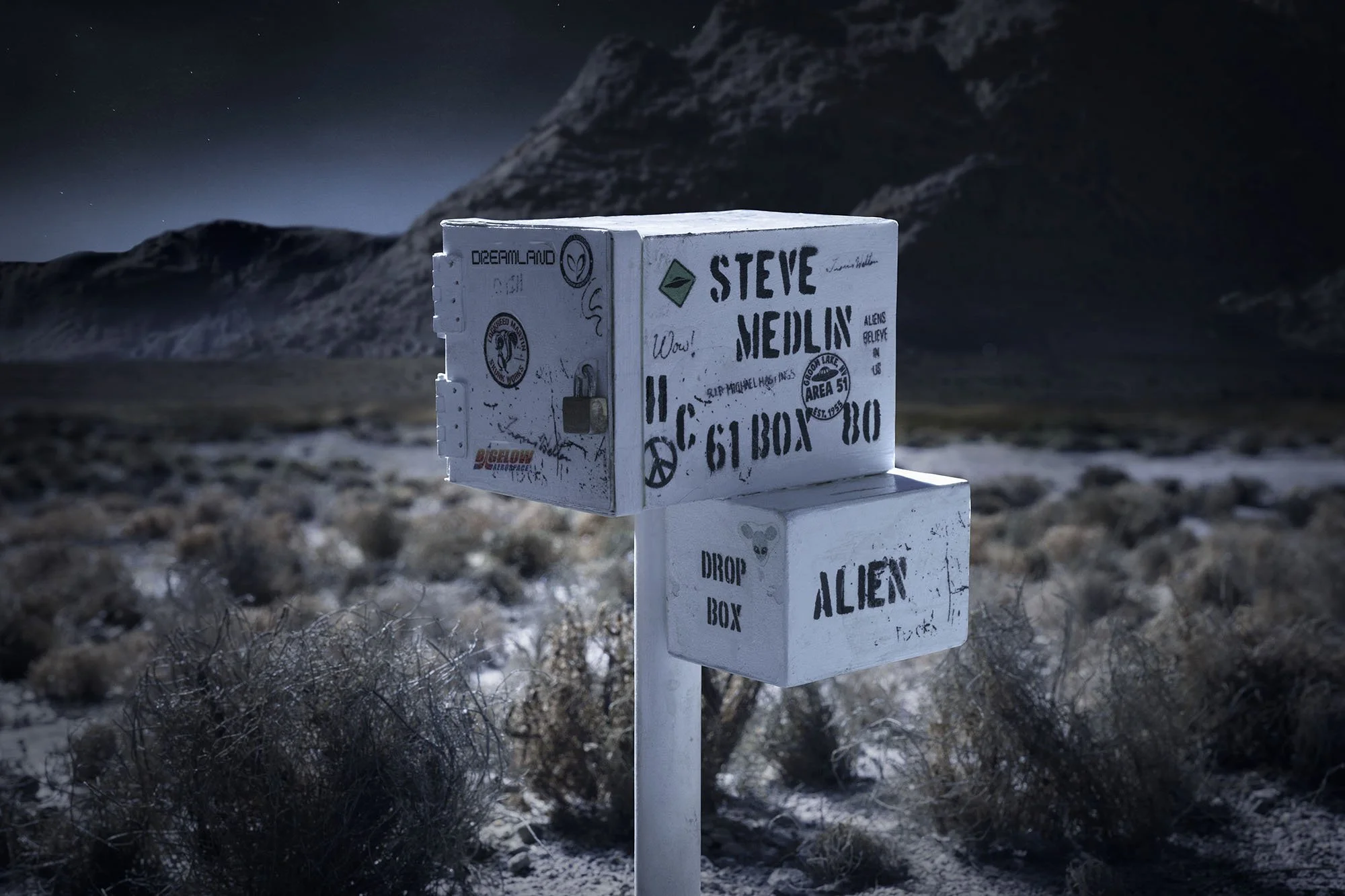 14_White_Mailbox_Feb4.jpg