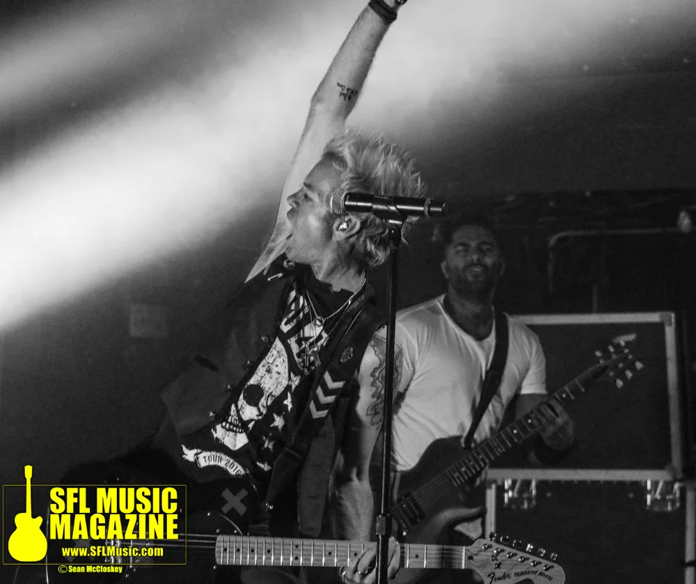Sum 41 - October 7, 2016 (405).jpg