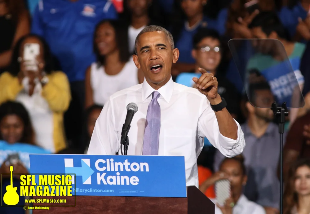 Barack Obama - October 20, 2016 (191).jpg