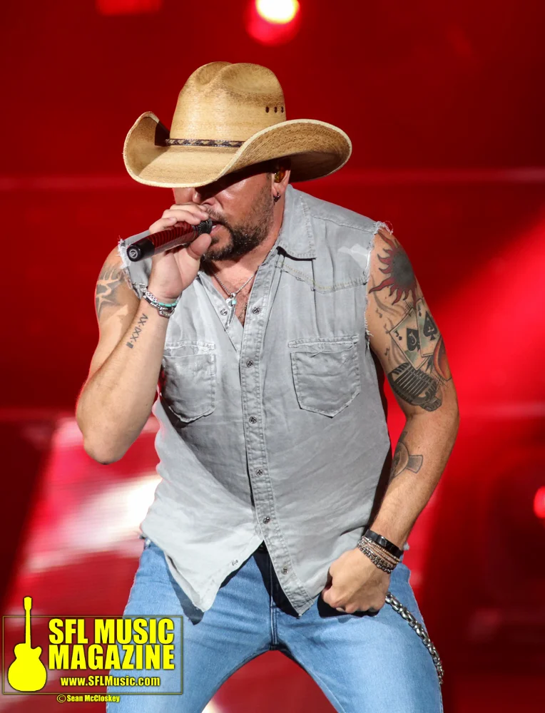 Jason Aldean - August 19, 2017 (166).jpg
