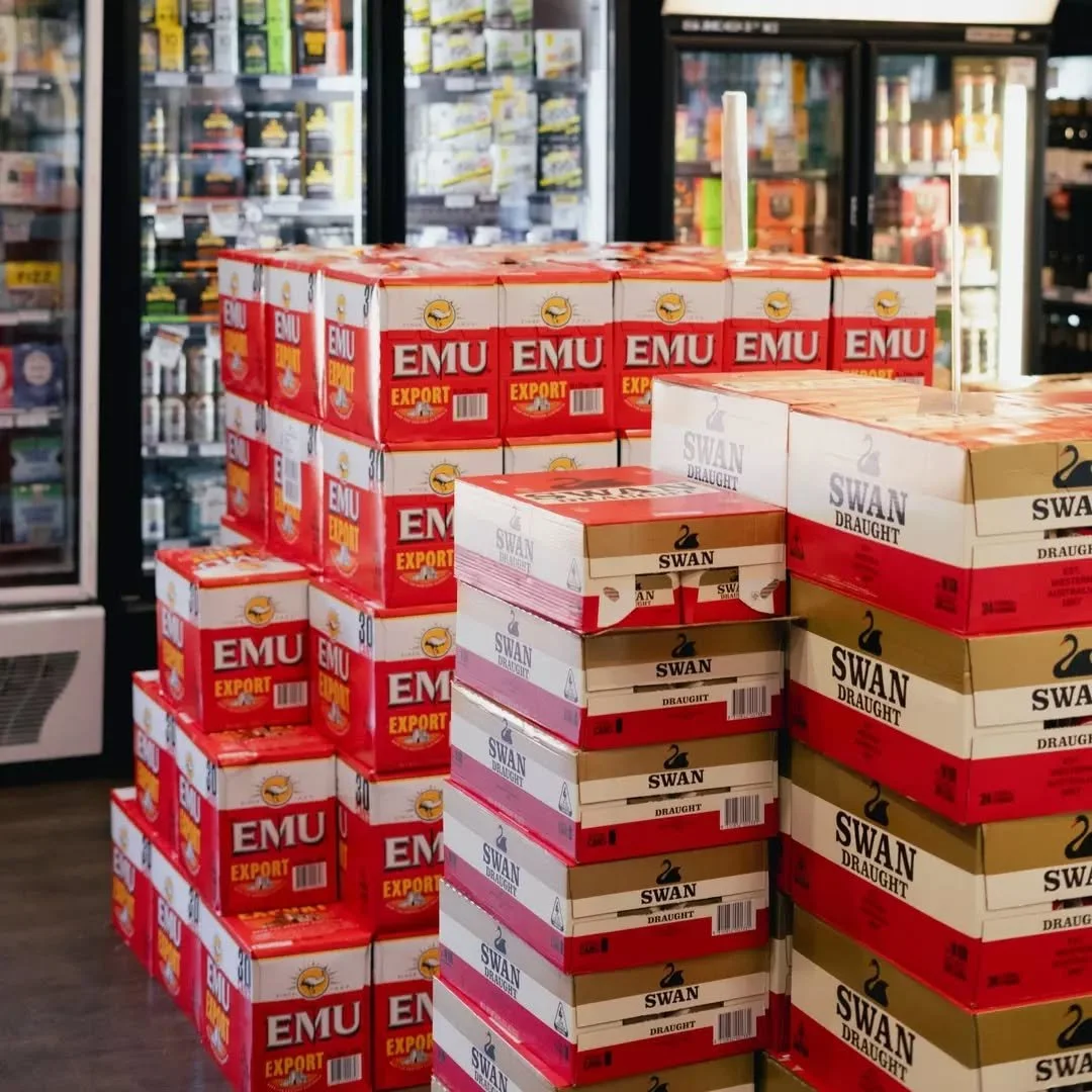It's nearly the weekend! We're the only drive thru in town, so make sure to pop in and stock up 🍻