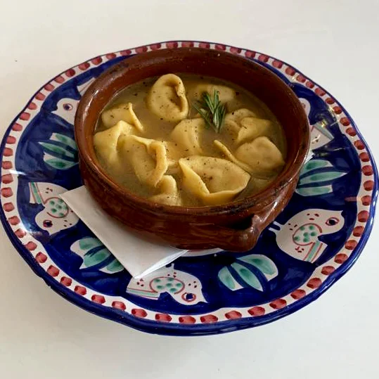 tortellini in brodo.jpg