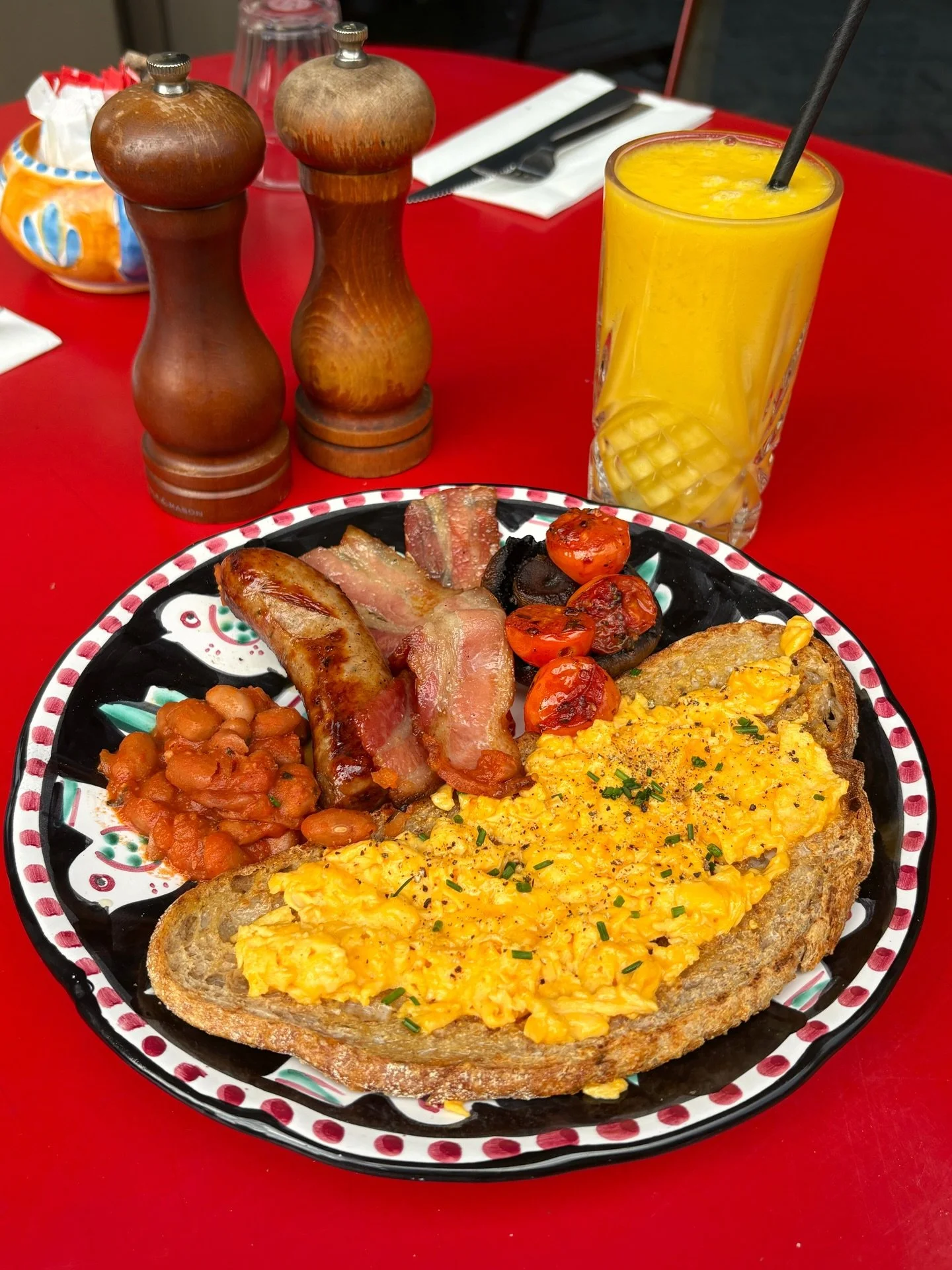 Mother&rsquo;s Day done right at Canada Water Cafe ☕✨

Stop by for breakfast until 3pm or a relaxed brunch until 4pm. If you fancy an evening meal, we&rsquo;ll be switching over to our dinner menu from 4pm to carry on the celebrations. 

We look forw