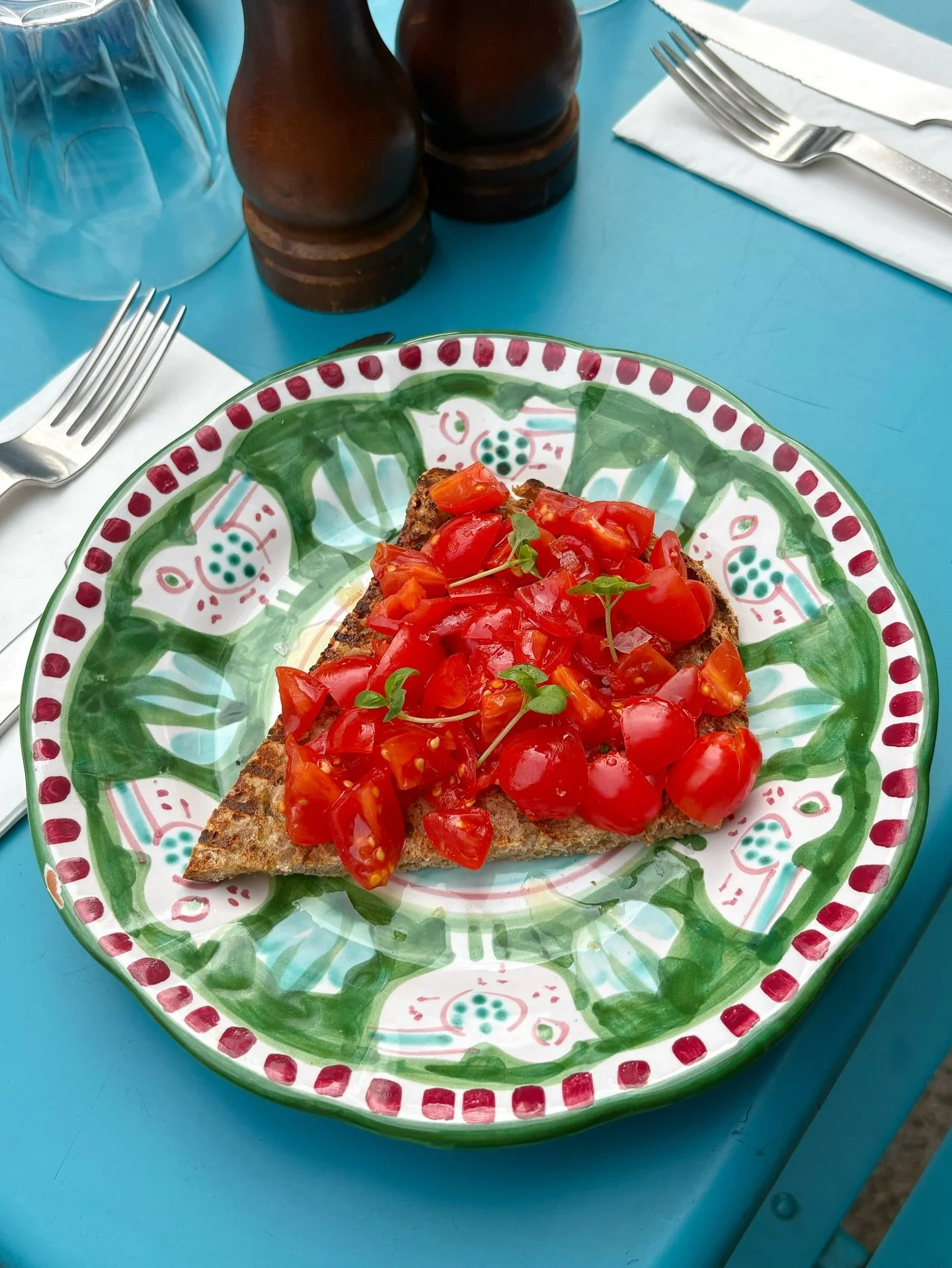 Two courses for &pound;17.95? That&rsquo;s value. 🍴

Our set menu is available all day Monday to Thursday and after 4pm on Sundays. 

Fancy an extra course? We also offer 3 courses for &pound;20.95.

Today we&rsquo;re spotlighting our starter: the b