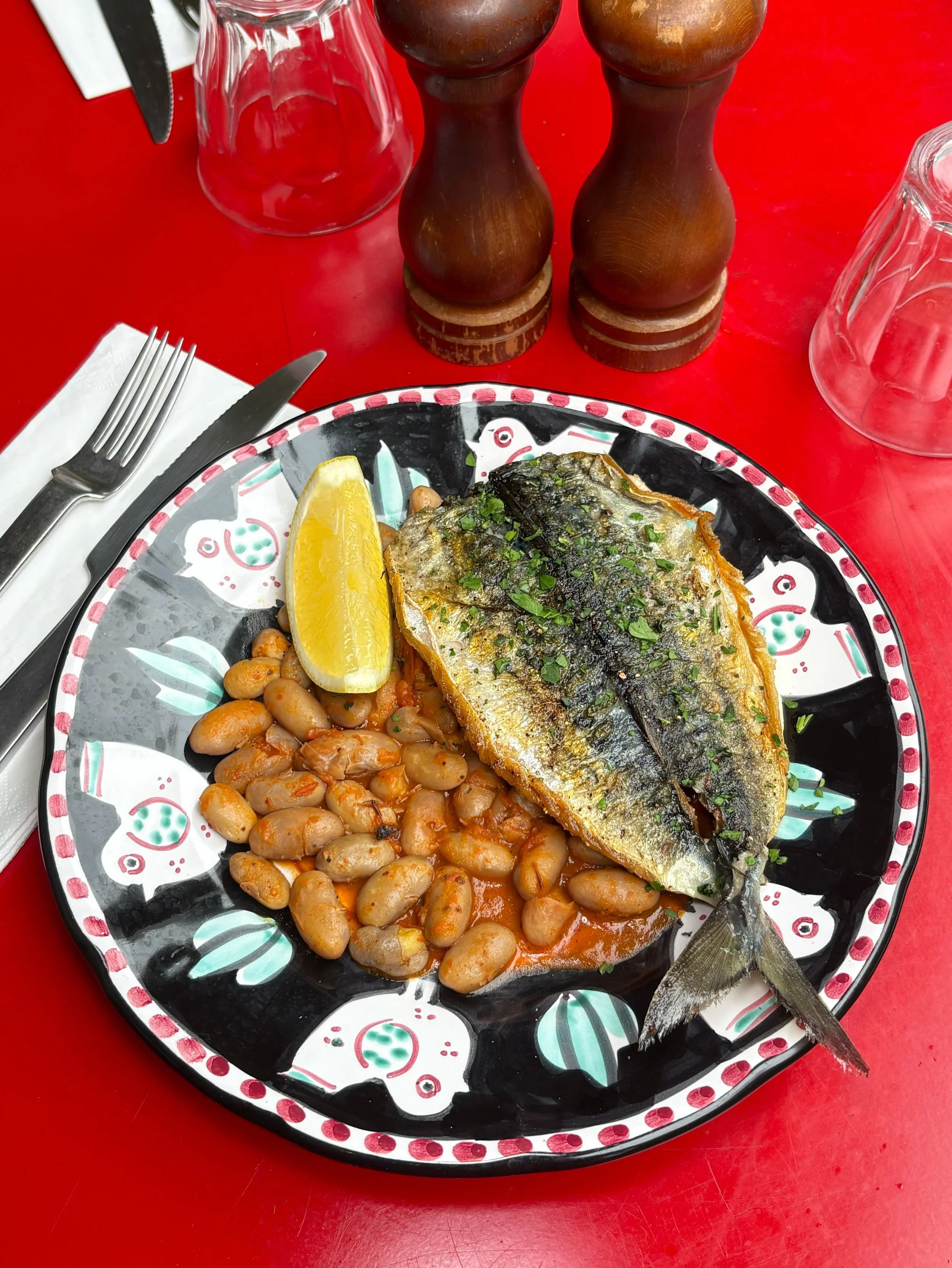 June specials ✨🍝

Longer, sunnier days mean fresh flavours &amp; more time to enjoy a relaxing dinner on our terrace.

Swipe to see what&rsquo;s new, including:
- Fried mackerel, borlotti beans &amp; a roasted red pepper &amp; sundried tomato sauce
