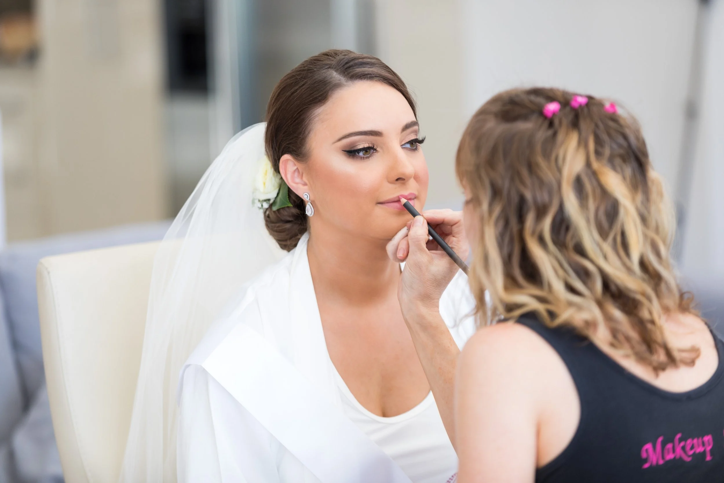 Tips & Guide On How To Choose Your Perfect Makeup Artist — Jessica