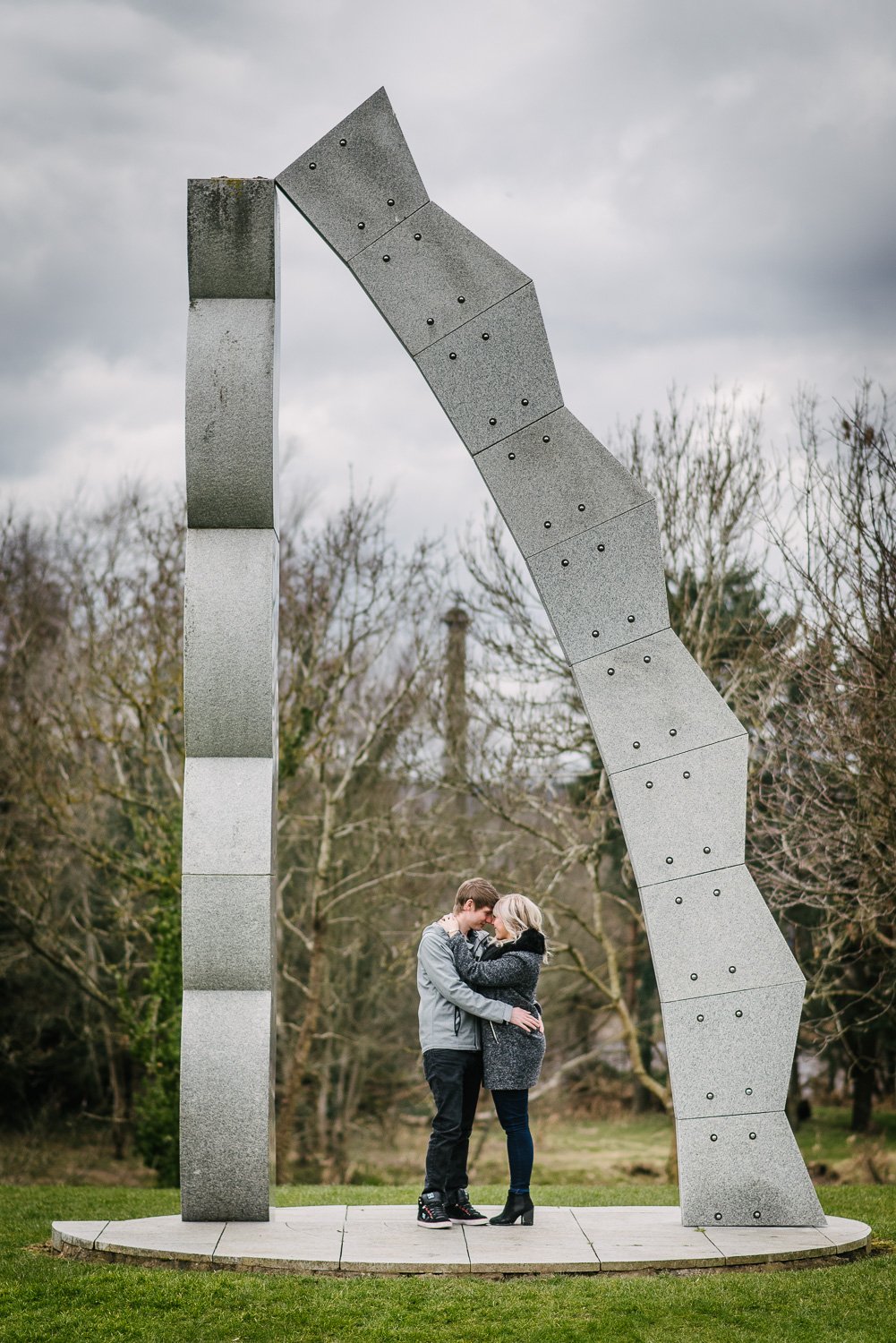 Amy & Kyle E-Session-9.jpg