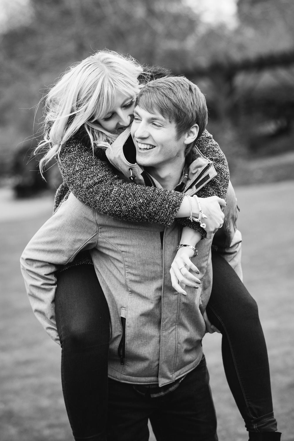 Amy & Kyle E-Session-33.jpg