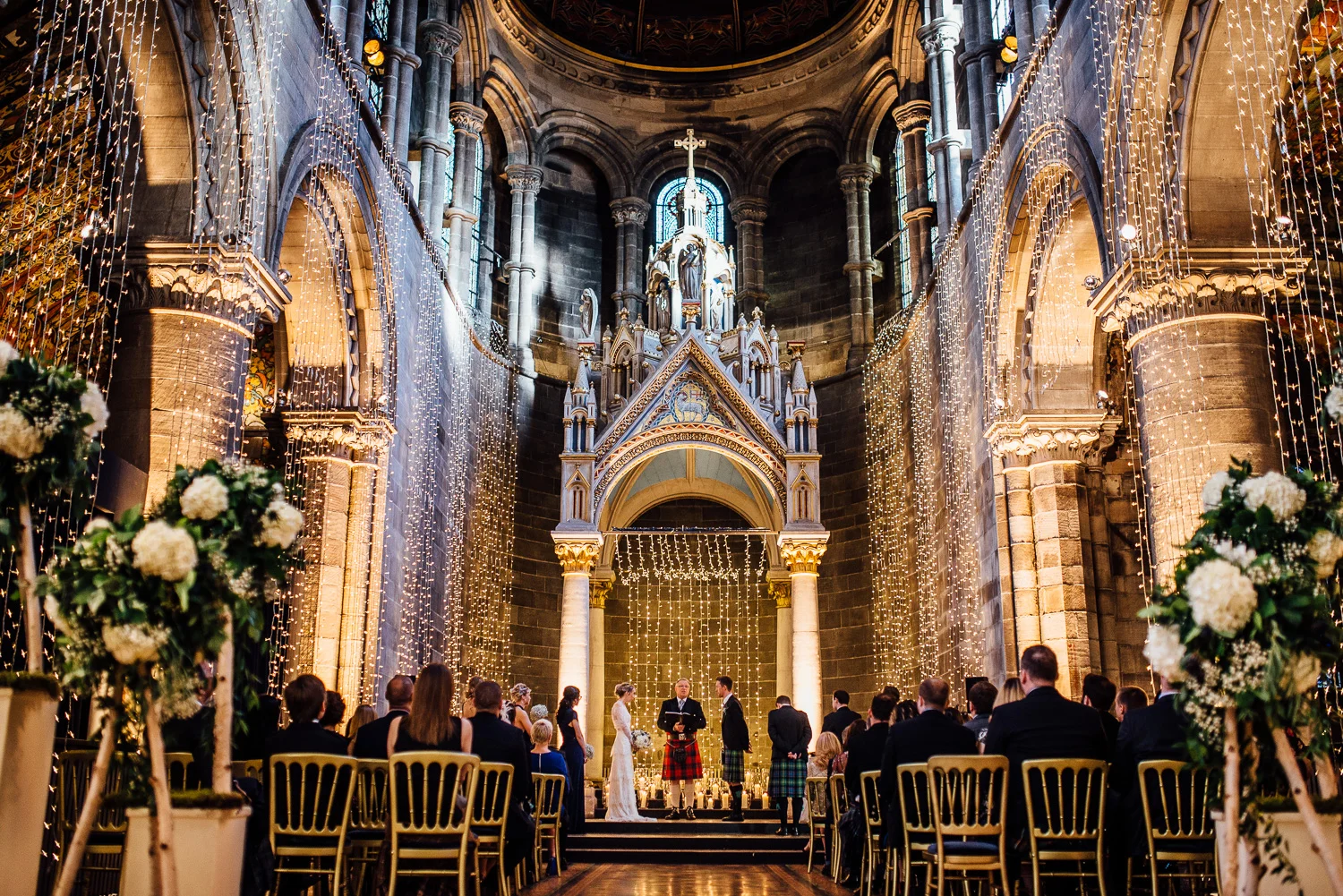 Mansfield Traquair Wedding At Christmas