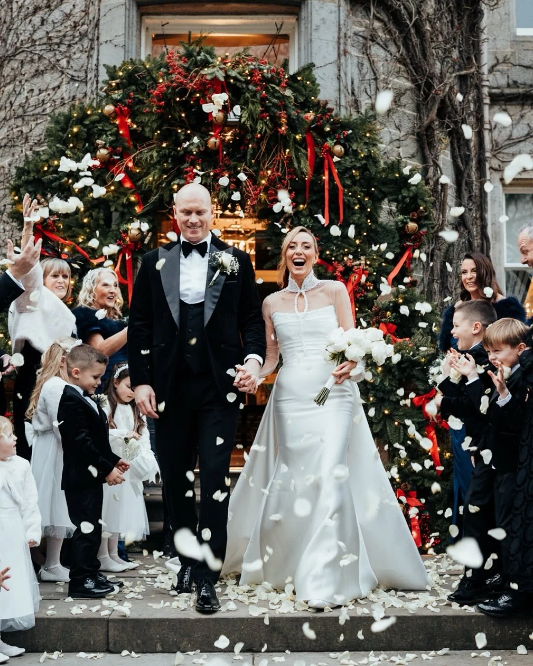Yvonne &amp; Mark&rsquo;s Wedding
A Christmas wedding to remember at Carlowrie Castle! ❄️✨
Yvonne and Mark swapped the Dubai sun for Scotland&rsquo;s crisp winter air, but the warmth, laughter, and love on the day more than made up for it. From the h