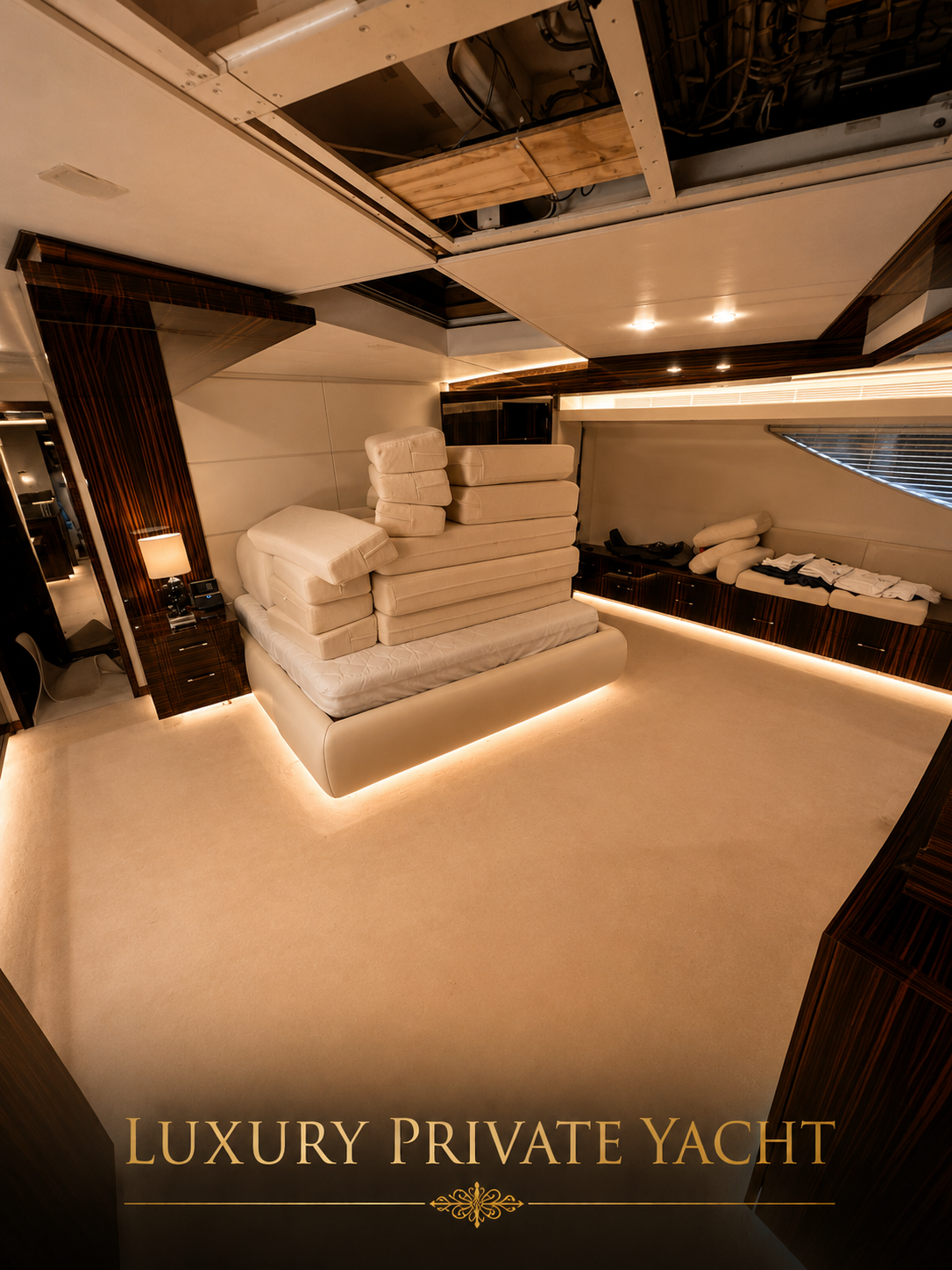 Private Yacht-3.png