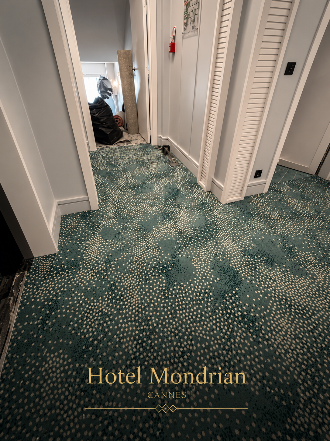 Hotel Mondrian -2.png