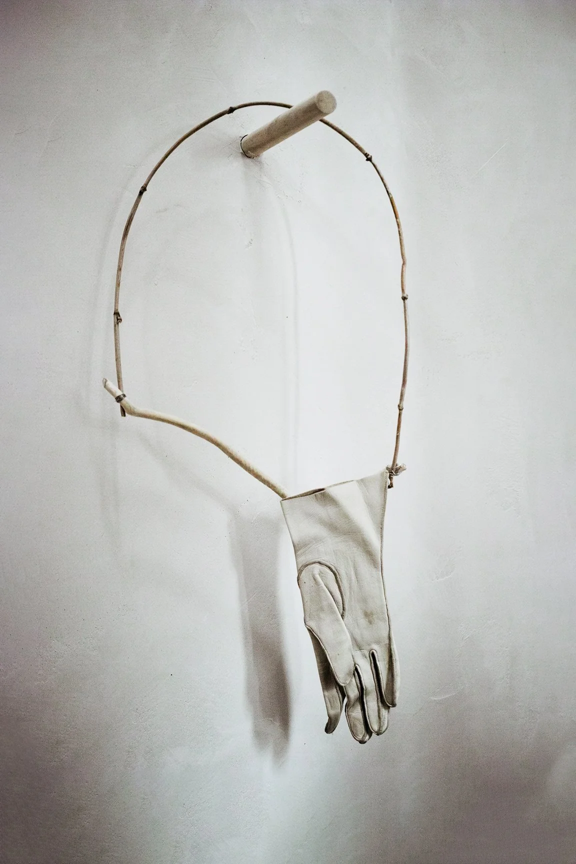 glove2.jpg