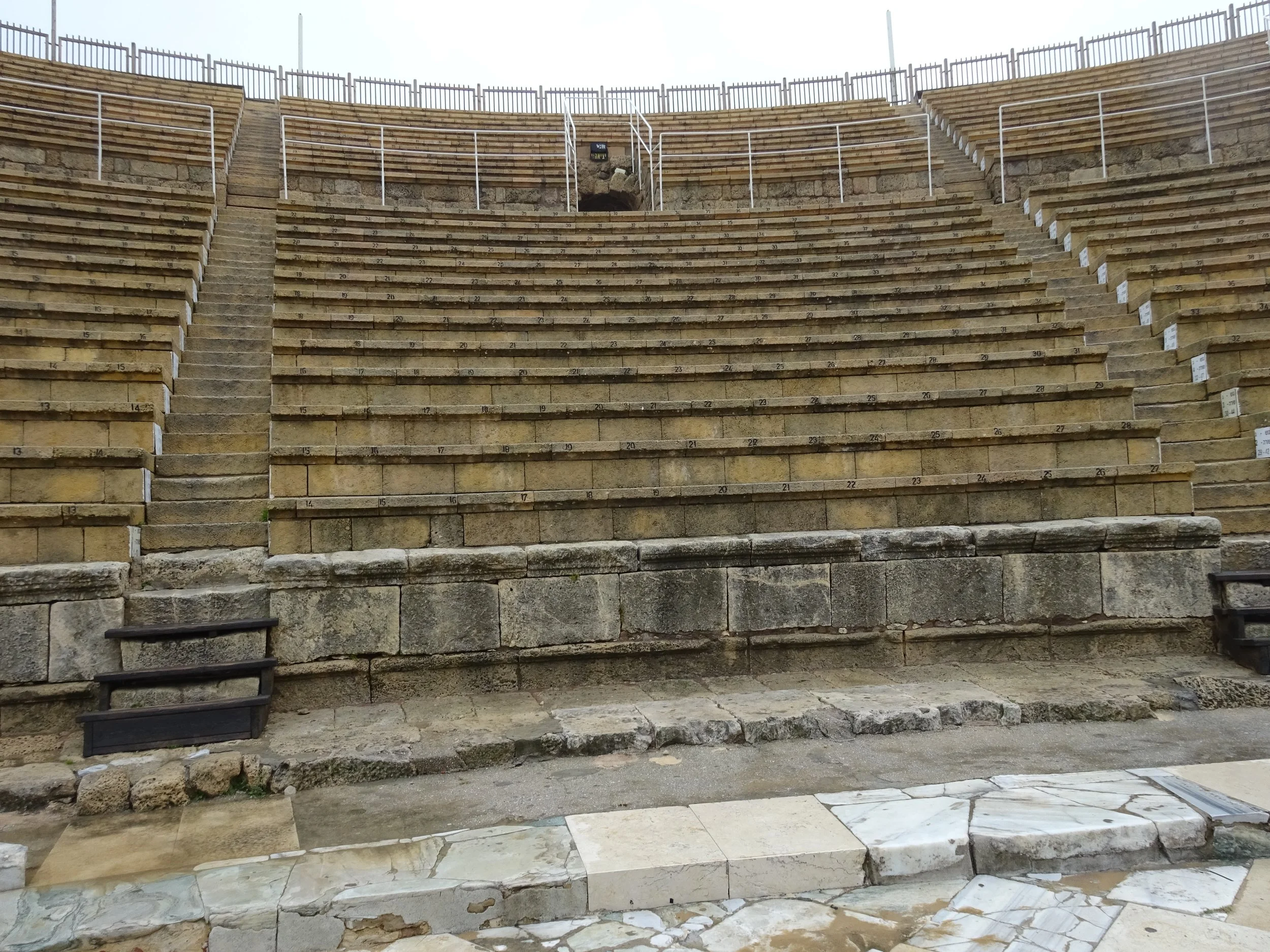 Theory and Traditions behind Islamic Garden Design:  The Roman Precedents