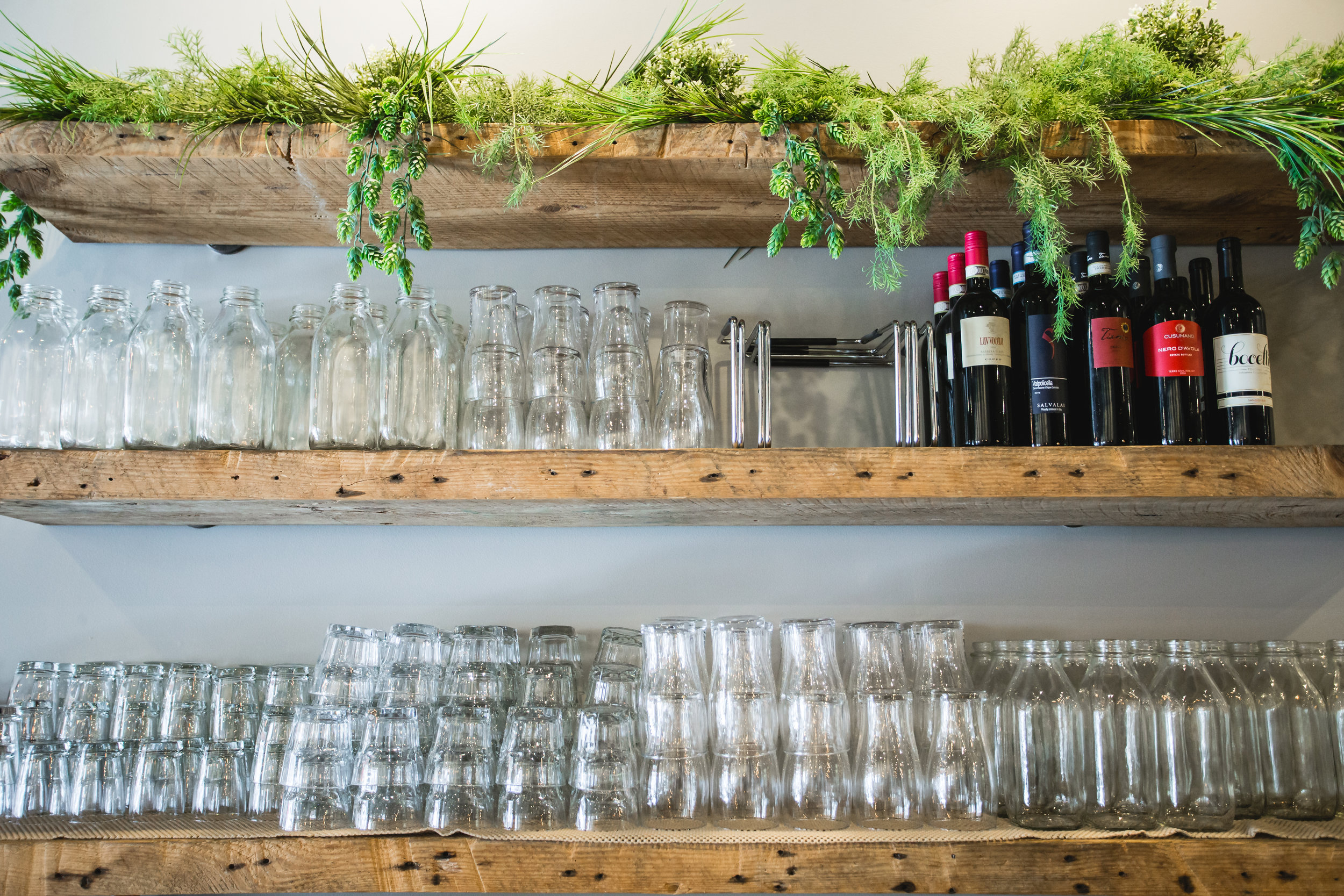 Pizza-Barbone-green and glass shelf.jpg